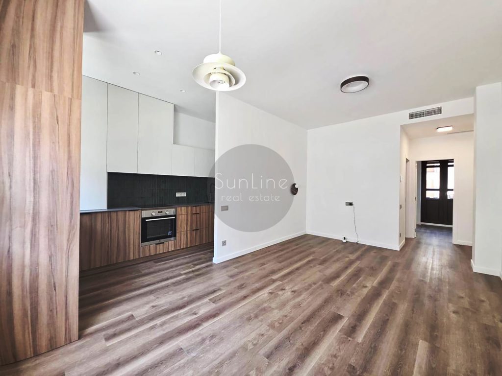 Apartment for sale 67 m² with high ceilings and balconies in Ruzafa