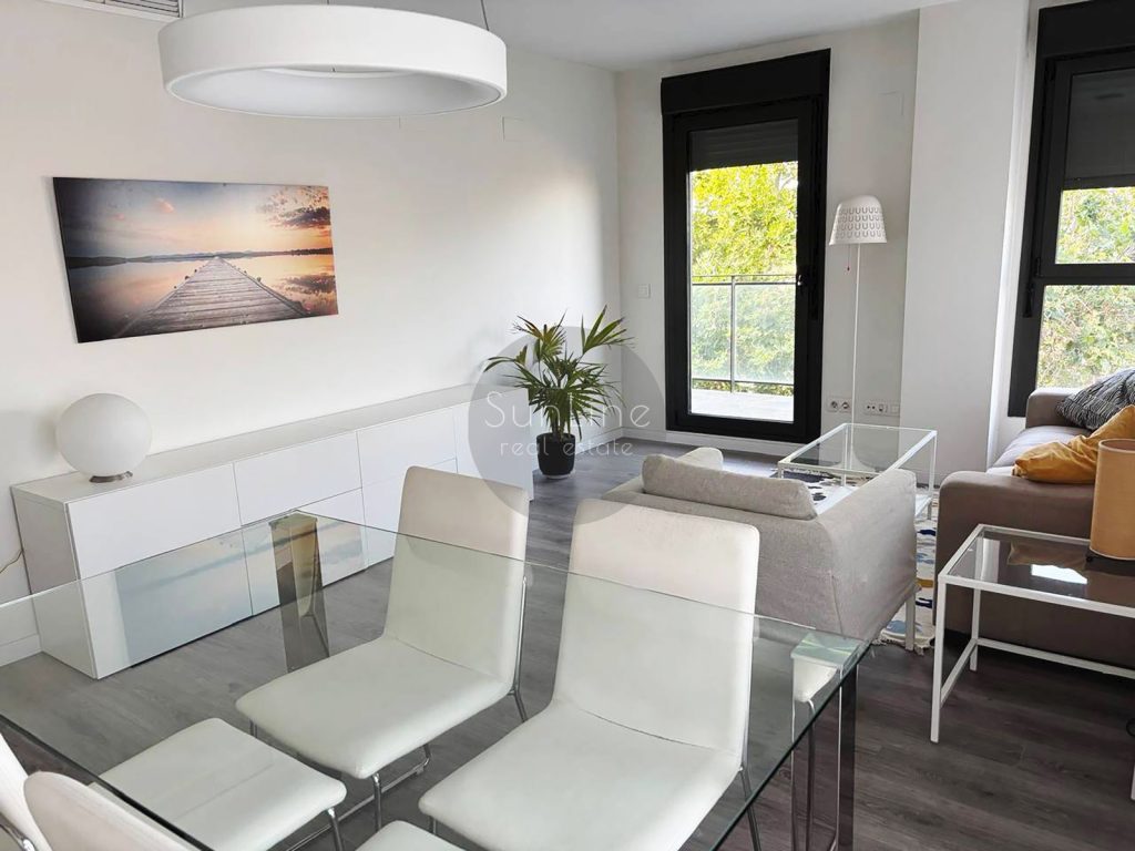 Apartment for rent with 2 bedrooms, 2 bathrooms, and a large terrace in Sant Llorenç
