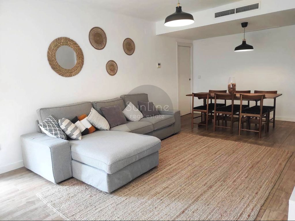 Renting an apartment of 125 m² with 4 bedrooms, garage and balcony in Ruzafa