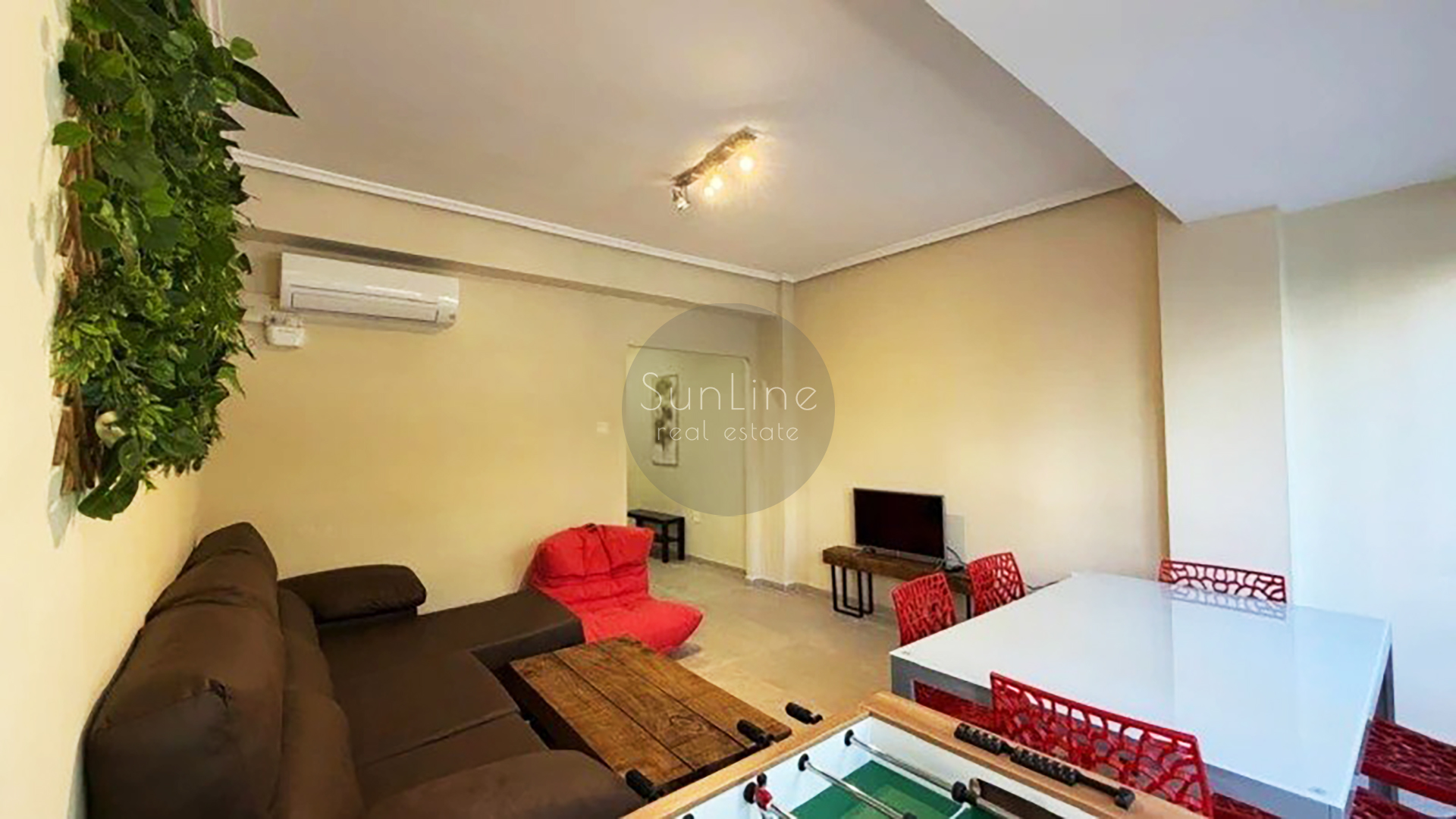 Apartment for rent 135 m² with 3 bedrooms and terrace in Trinitat