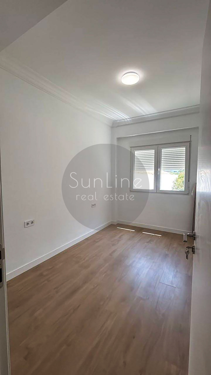 Rent of a furnished 4-bedroom apartment with 2 bathrooms in Aiora