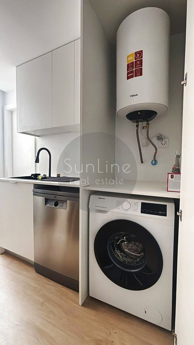Rent of a furnished 4-bedroom apartment with 2 bathrooms in Aiora