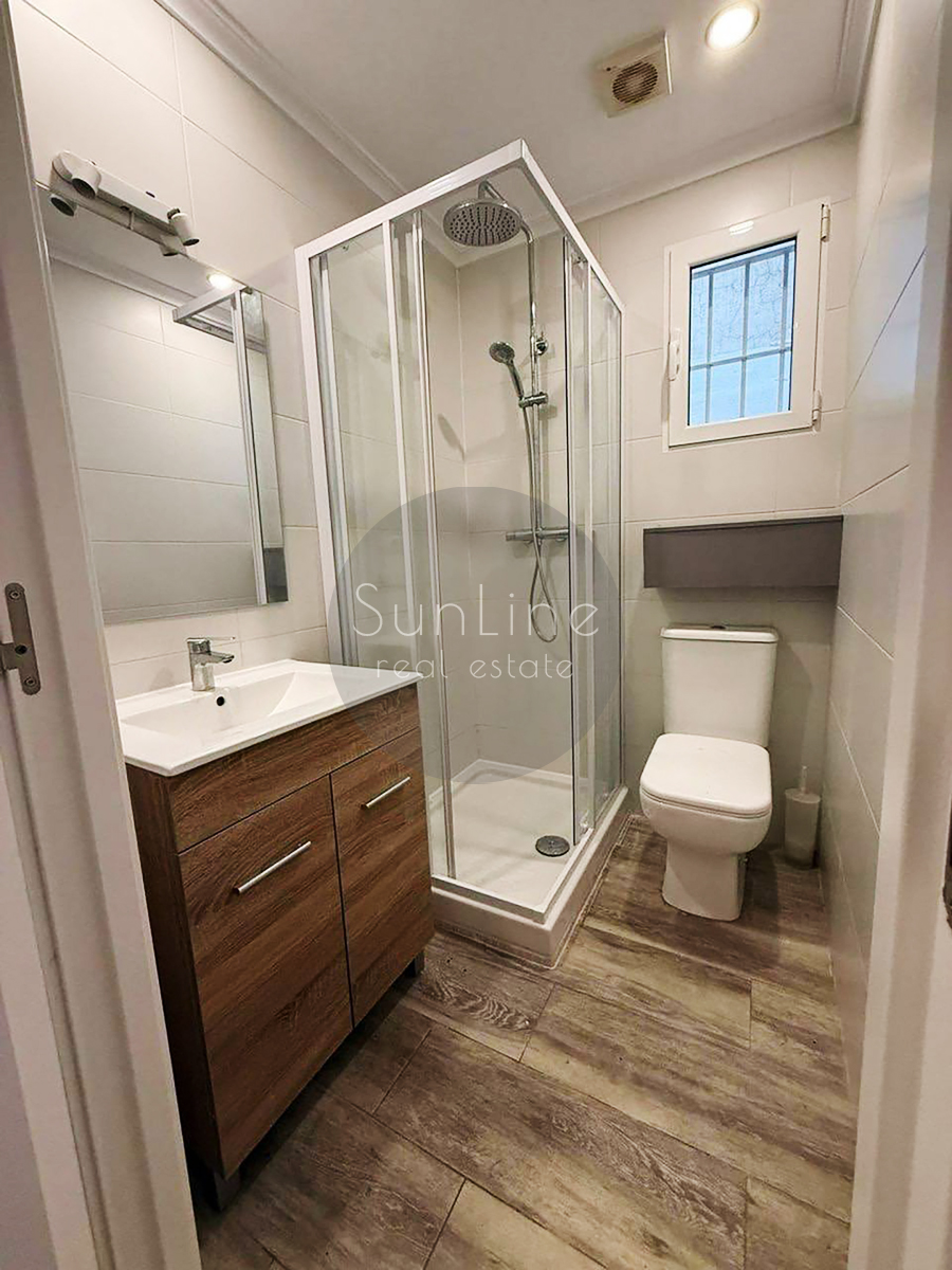 Rent of a furnished 4-bedroom apartment with 2 bathrooms in Aiora
