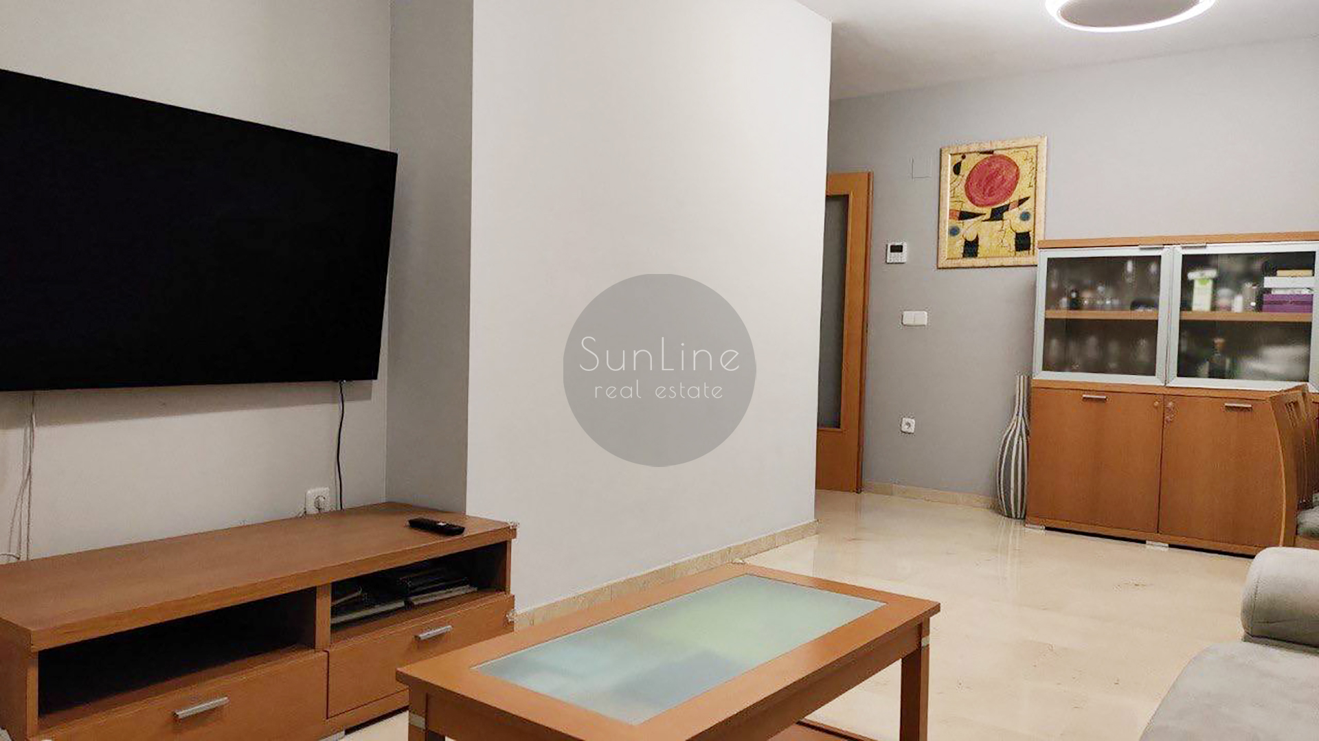 Arriendo de apartamento con 2 dormitorios, garaje y gran terraza en Benicalap