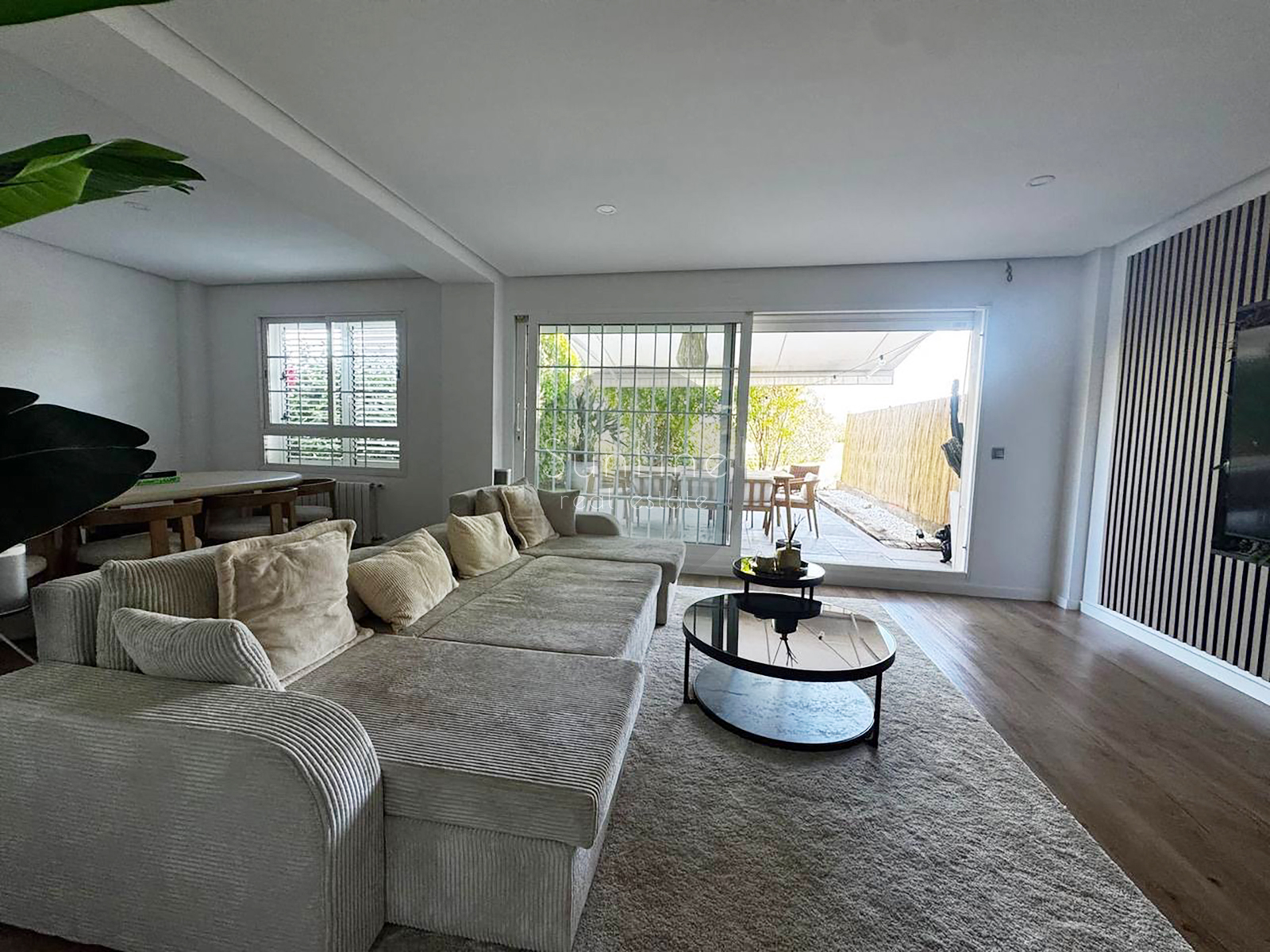 Venta de apartamento de 380 m² con jardín privado y vistas a los campos de golf en Bétera
