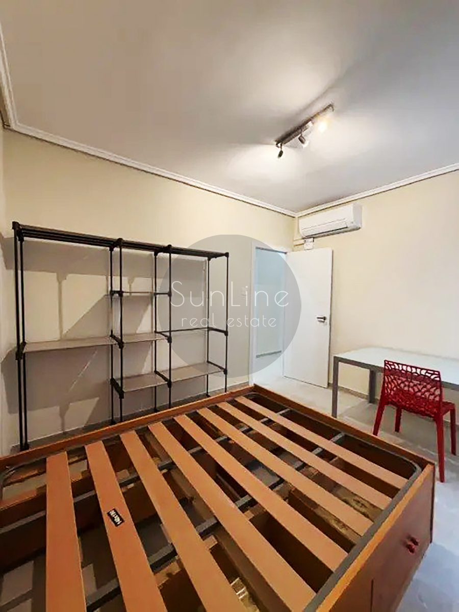 Apartment for rent 135 m² with 3 bedrooms and terrace in Trinitat