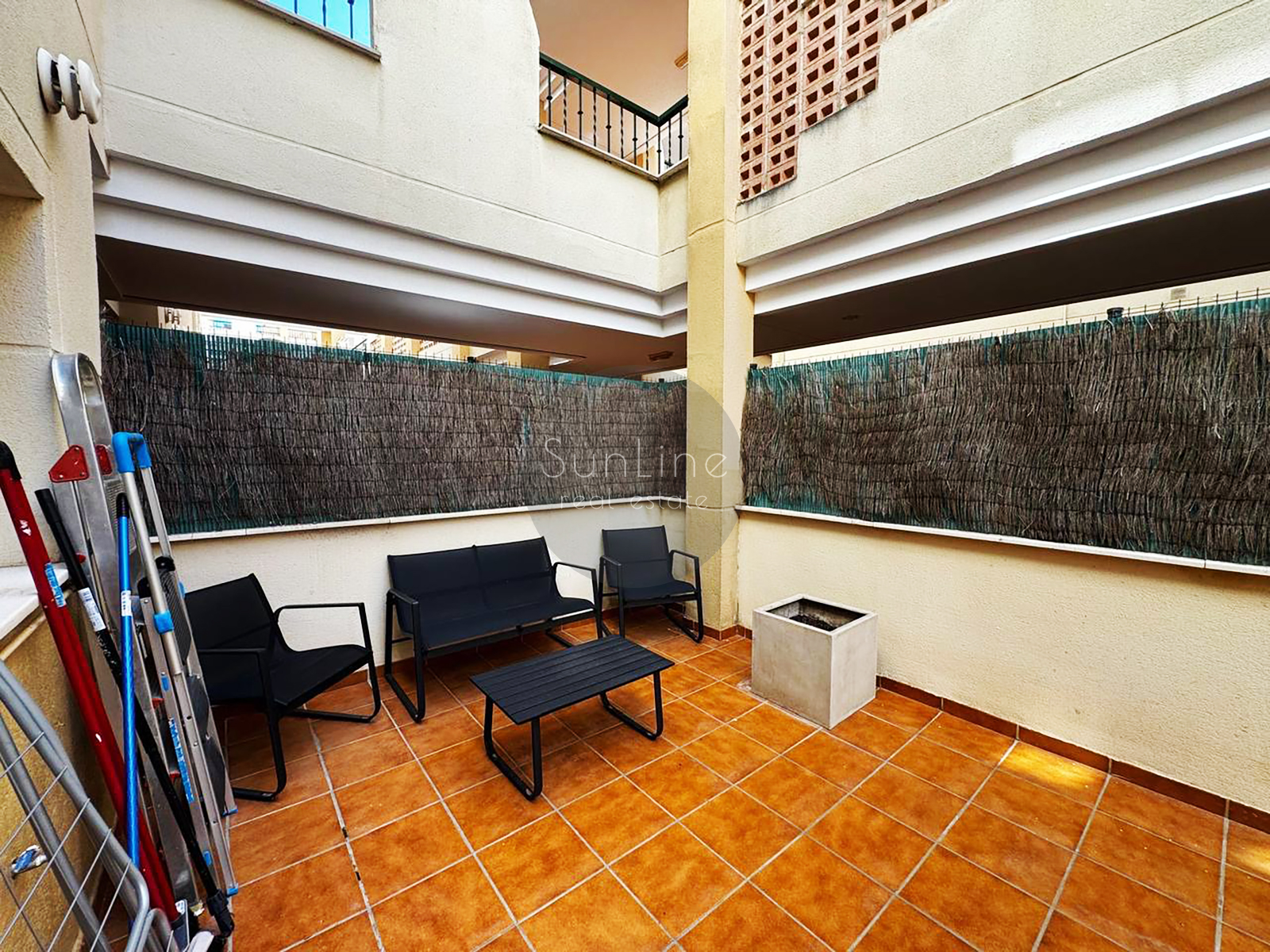 Venta de apartamento de 380 m² con jardín privado y vistas a los campos de golf en Bétera