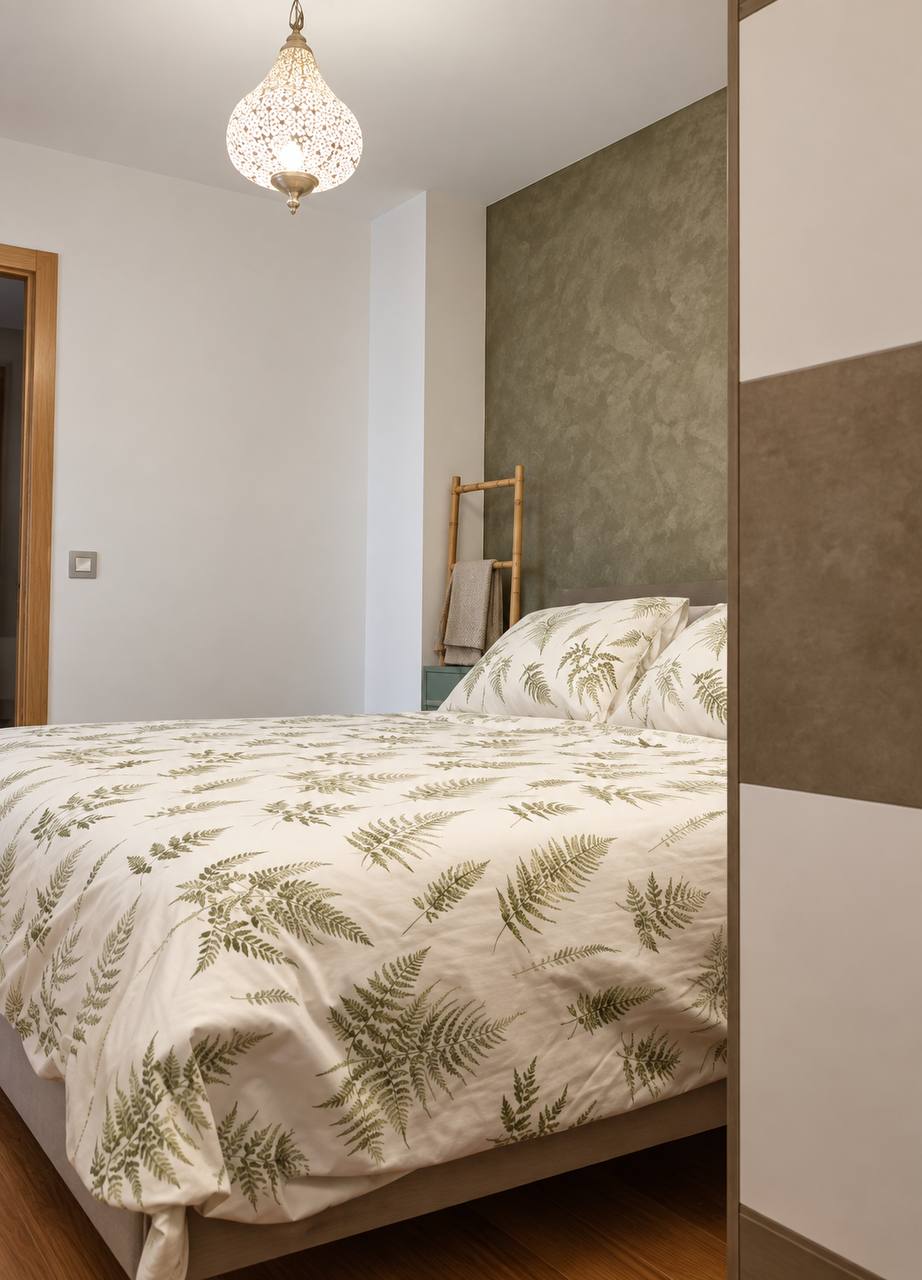 Rent of an apartment 100 m² with three bedrooms and a garage in Mislata
