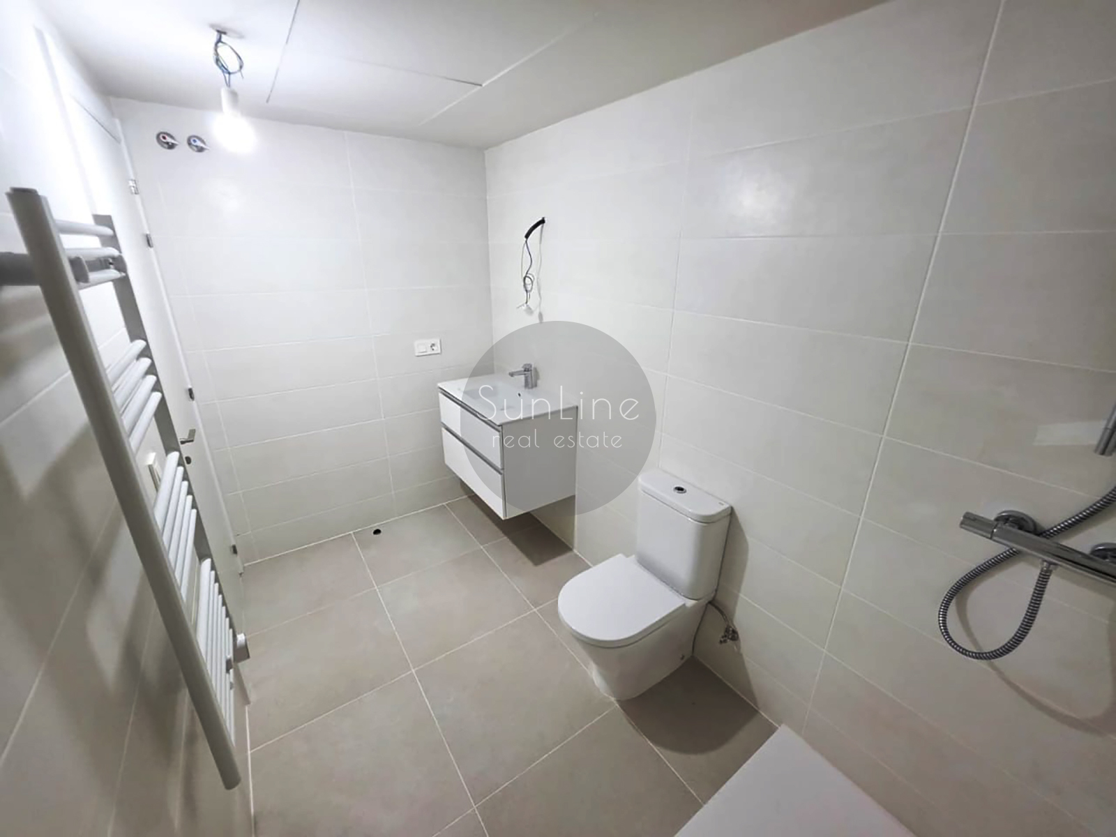 Rent of a modern apartment with panoramic views and a terrace near Ruzafa