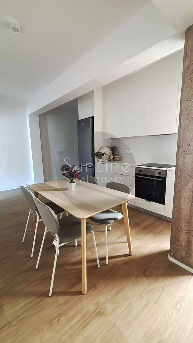 Rent of a furnished 4-bedroom apartment with 2 bathrooms in Aiora