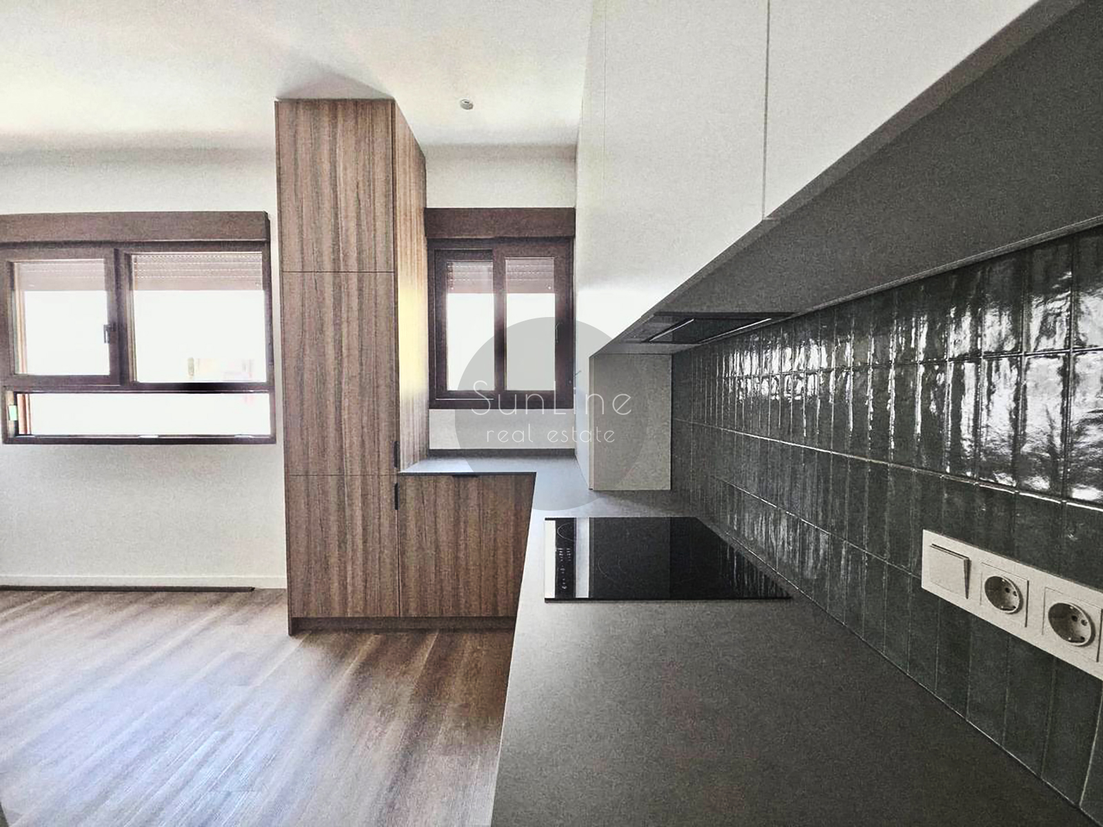Apartment for sale 67 m² with high ceilings and balconies in Ruzafa