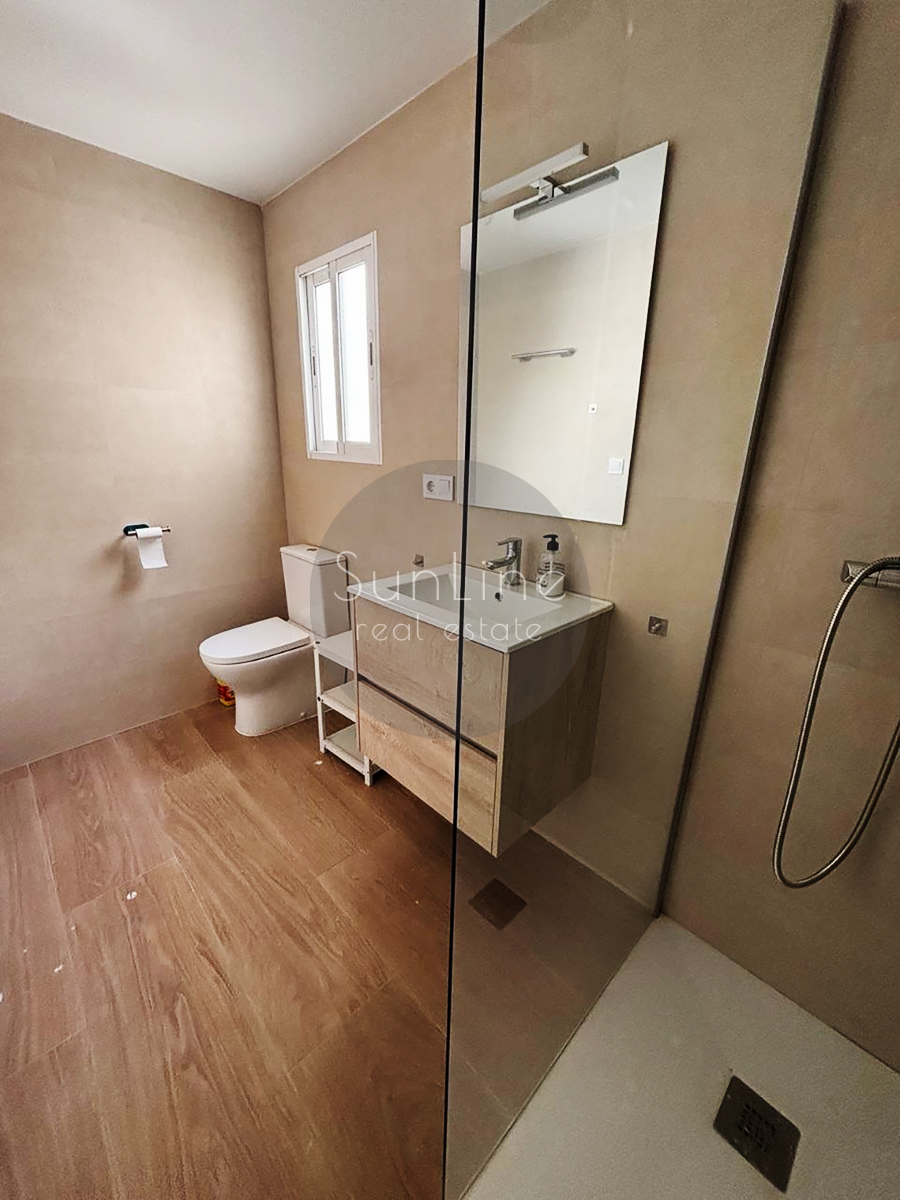 Apartment for rent 120 m² with 4 bedrooms and 2 bathrooms in the university area