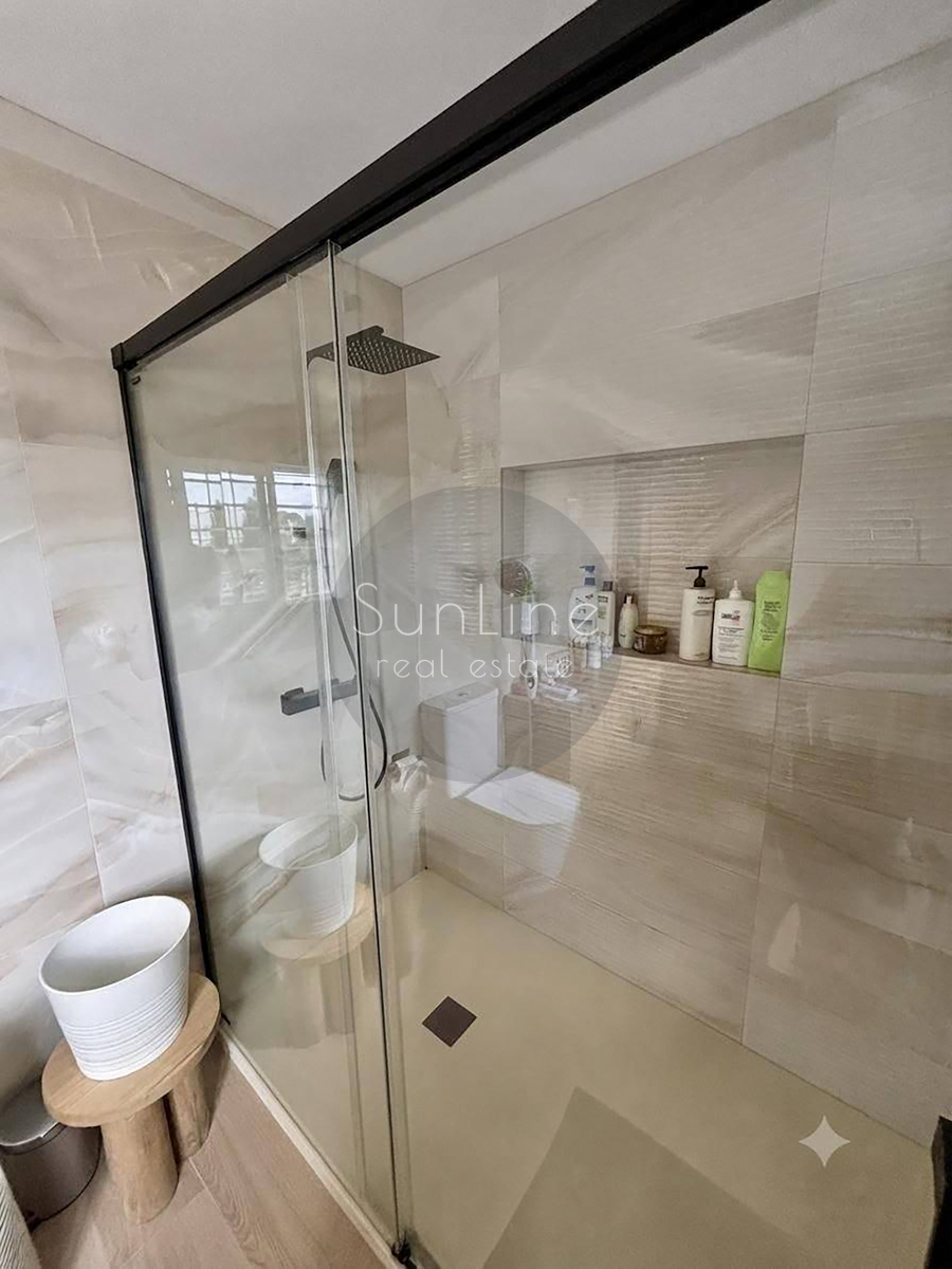 House for sale with a pool, solar panels and a 450 m² plot in Moncada