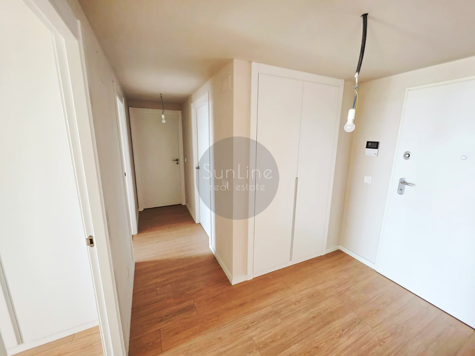 Rent of a modern apartment with panoramic views and a terrace near Ruzafa