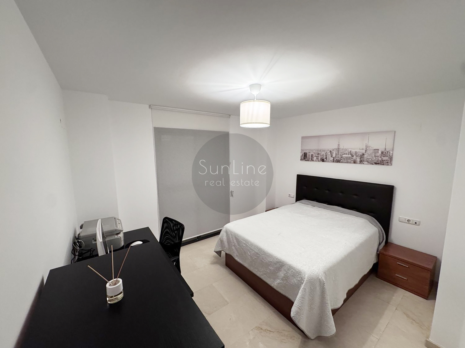 Rent of a spacious 135 m² apartment with parking and a balcony in Penya-Roja