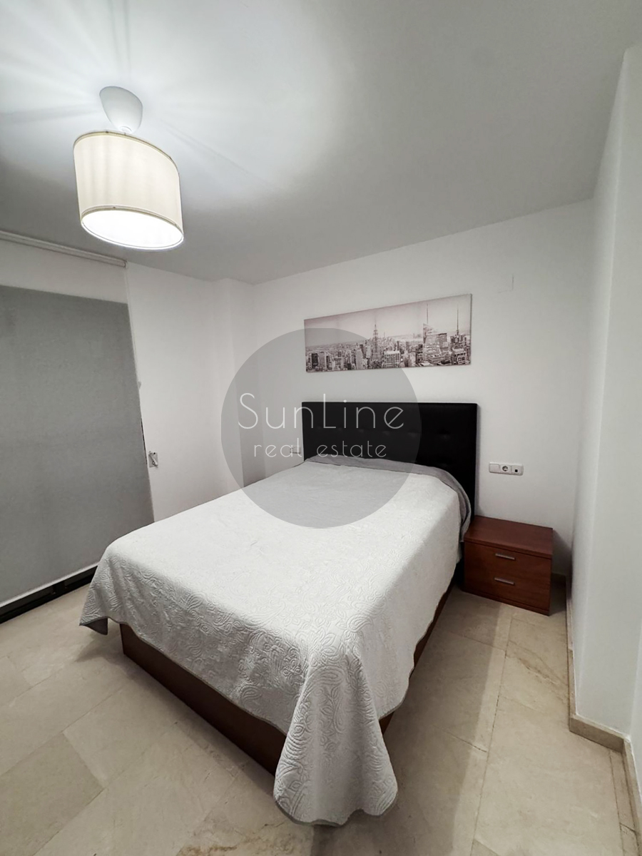 Rent of a spacious 135 m² apartment with parking and a balcony in Penya-Roja