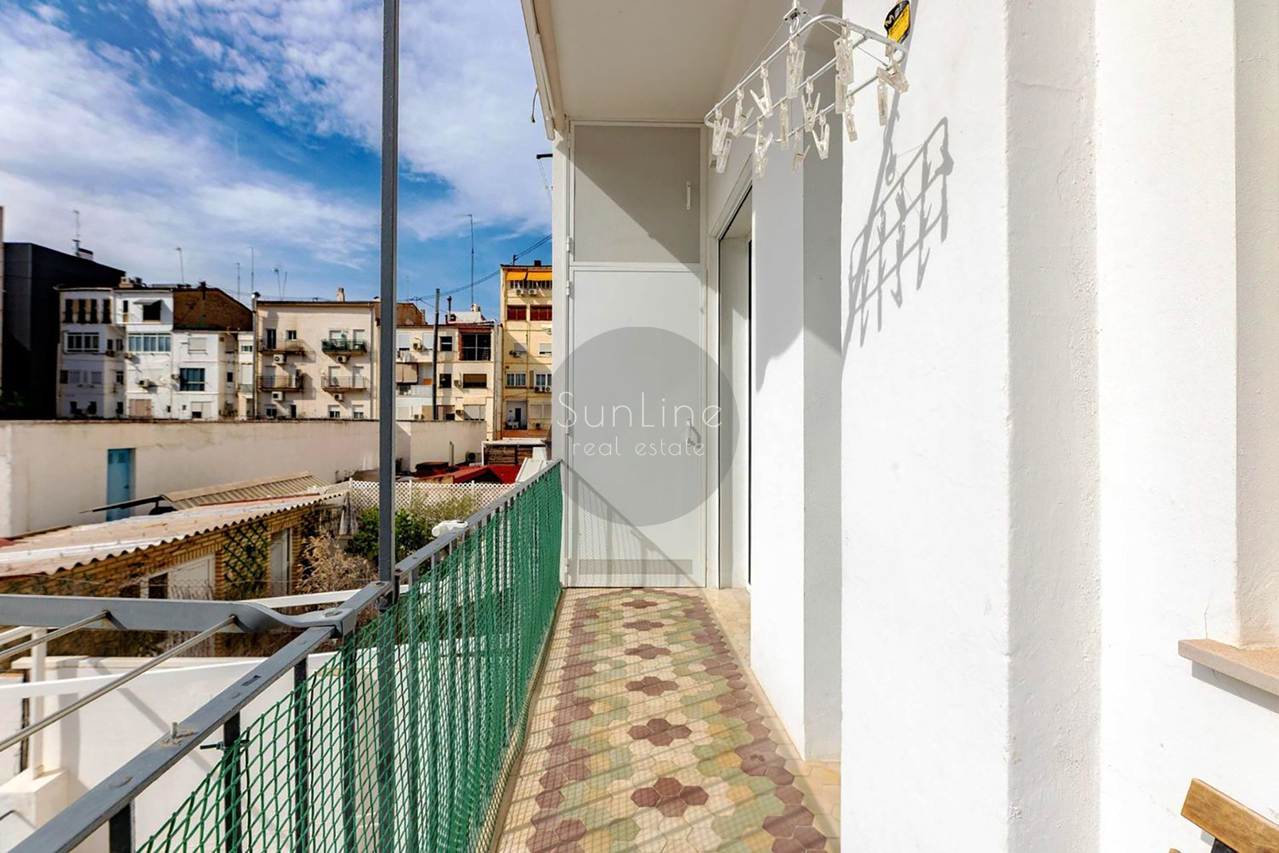 Elegant 102 m² apartment with designer renovation in Gran Vía