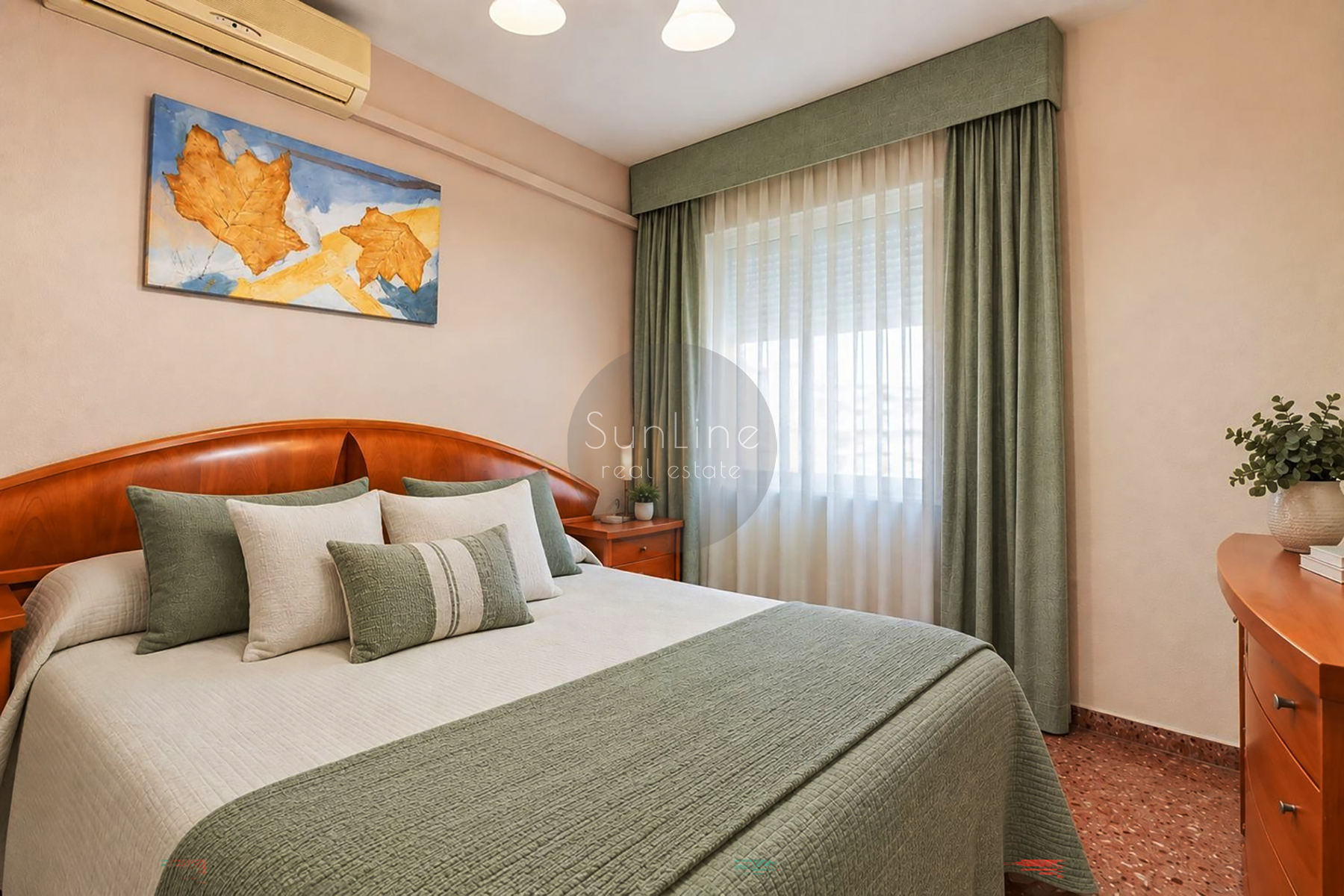 Spacious 109 m² apartment with 3 bedrooms and 2 bathrooms in Valencia