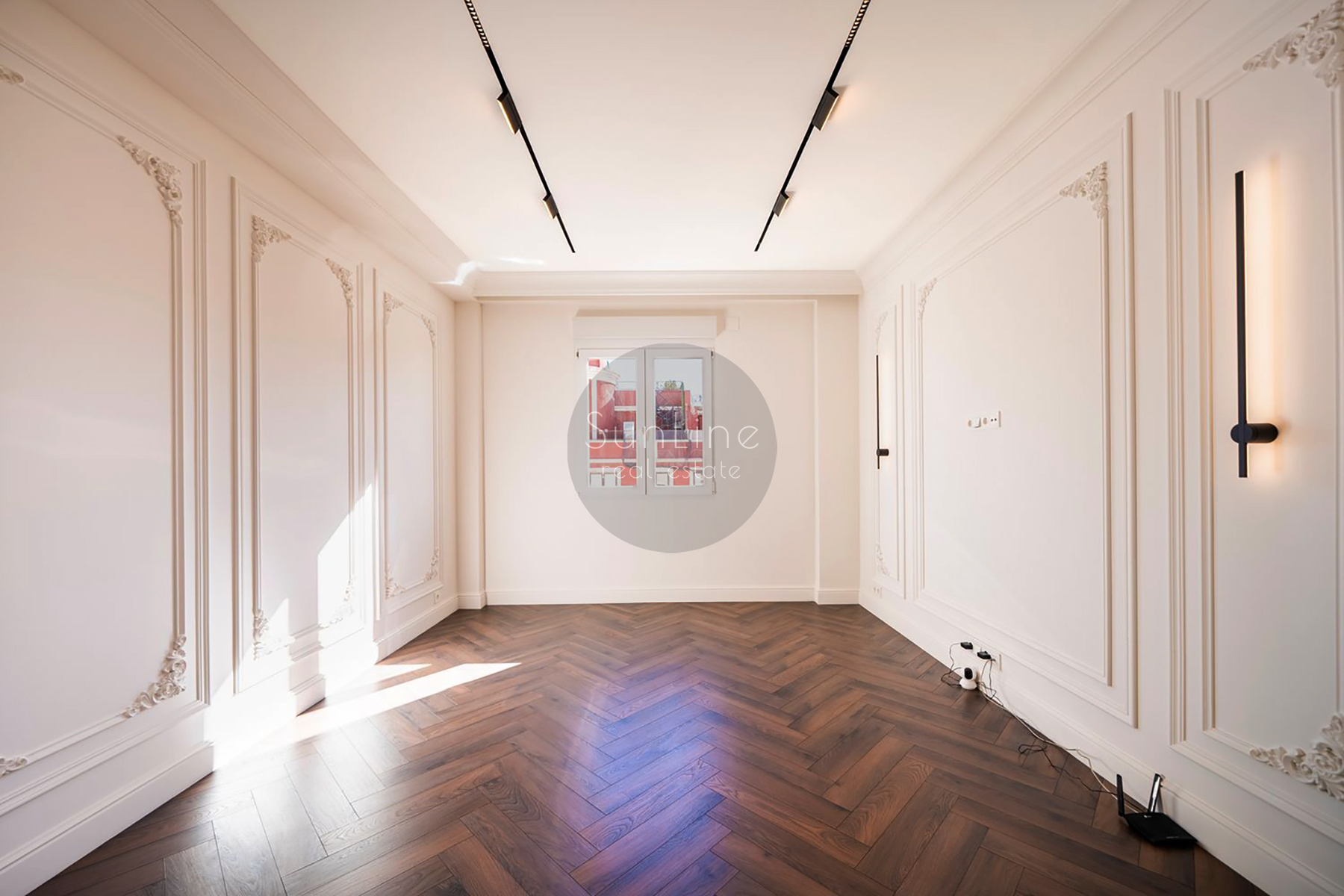 renovated apartment 142 m² with Smart Home system in the center of Valencia