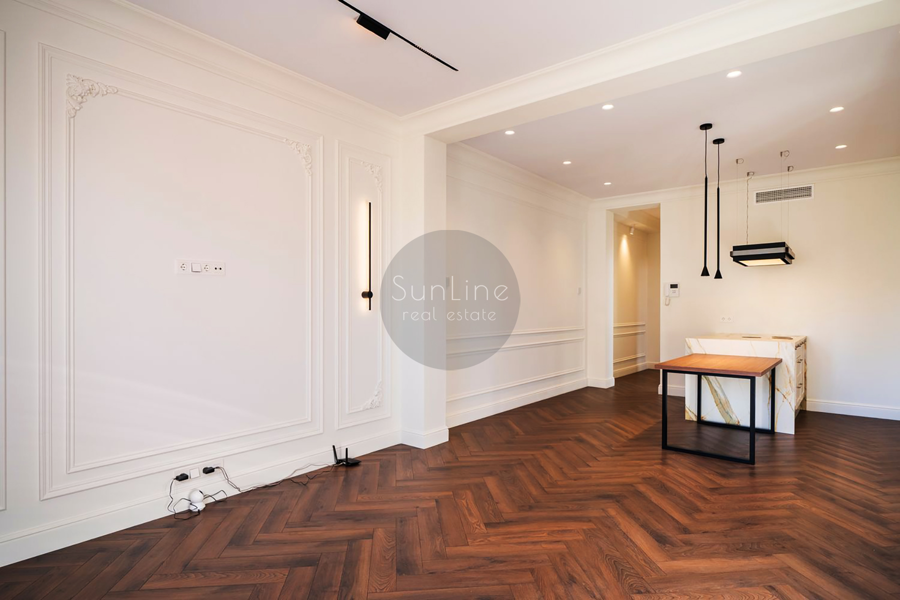 renovated apartment 142 m² with Smart Home system in the center of Valencia