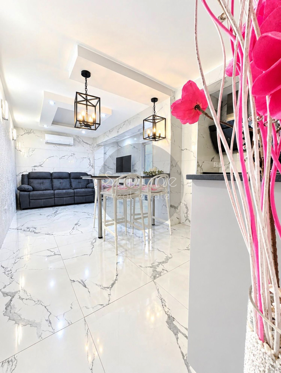 Luxurious 126 m² apartment with terraces and a balcony near the City of Arts and Sciences