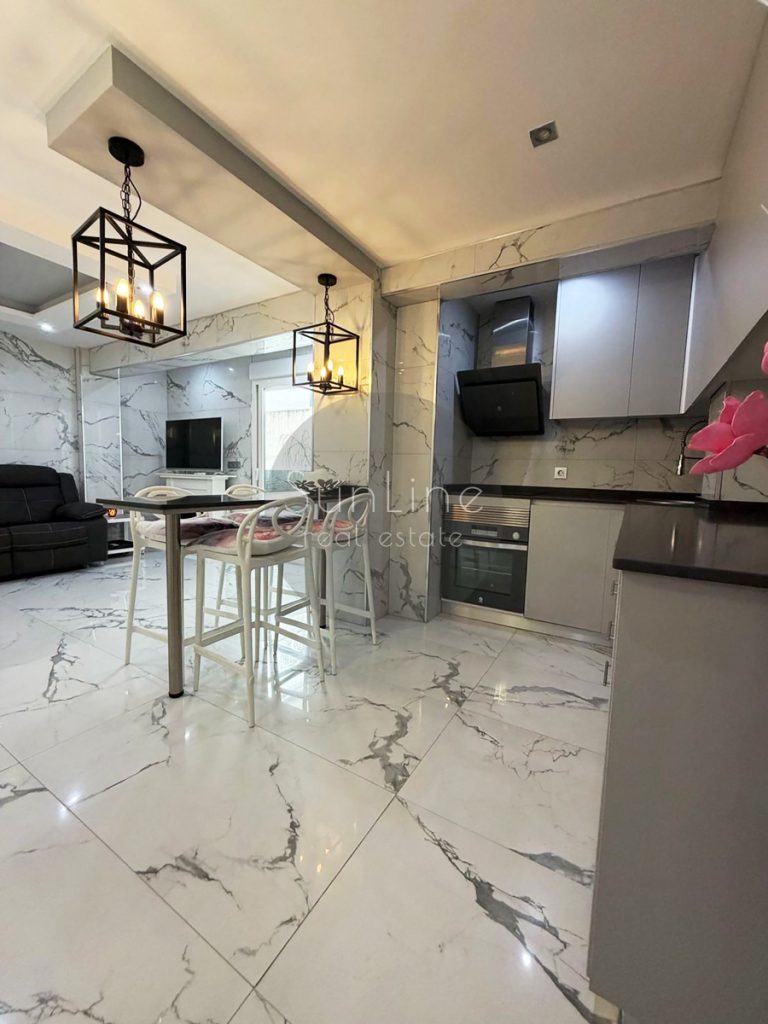 Luxurious 126 m² apartment with terraces and a balcony near the City of Arts and Sciences