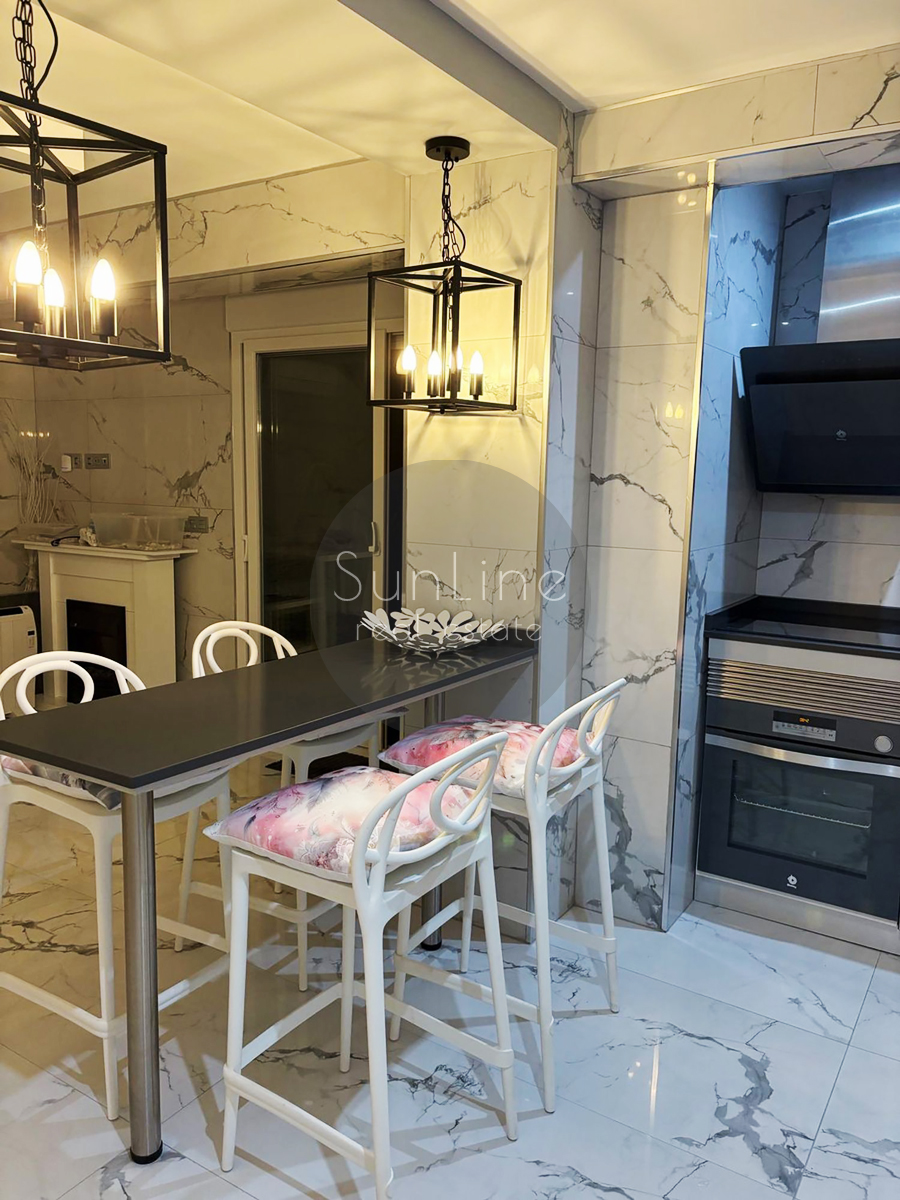 Luxurious 126 m² apartment with terraces and a balcony near the City of Arts and Sciences