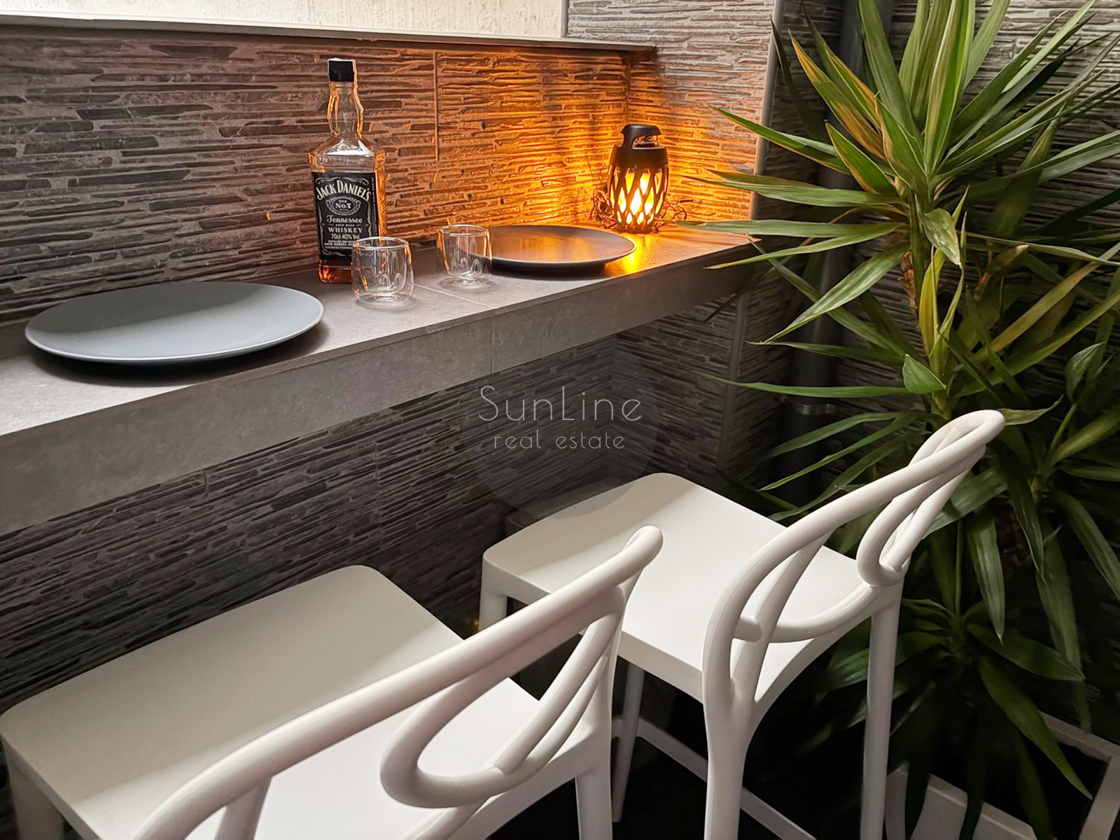 Luxurious 126 m² apartment with terraces and a balcony near the City of Arts and Sciences