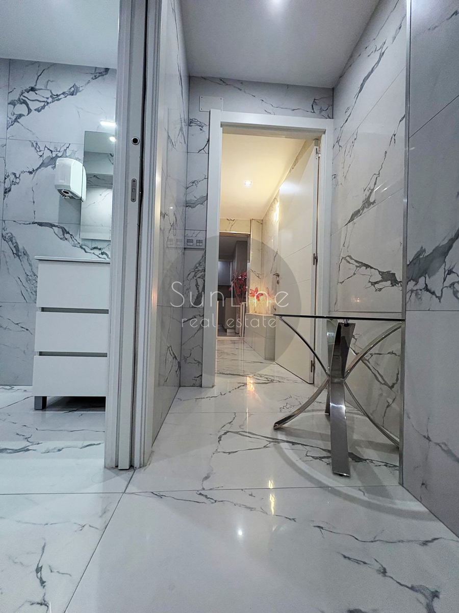 Luxurious 126 m² apartment with terraces and a balcony near the City of Arts and Sciences