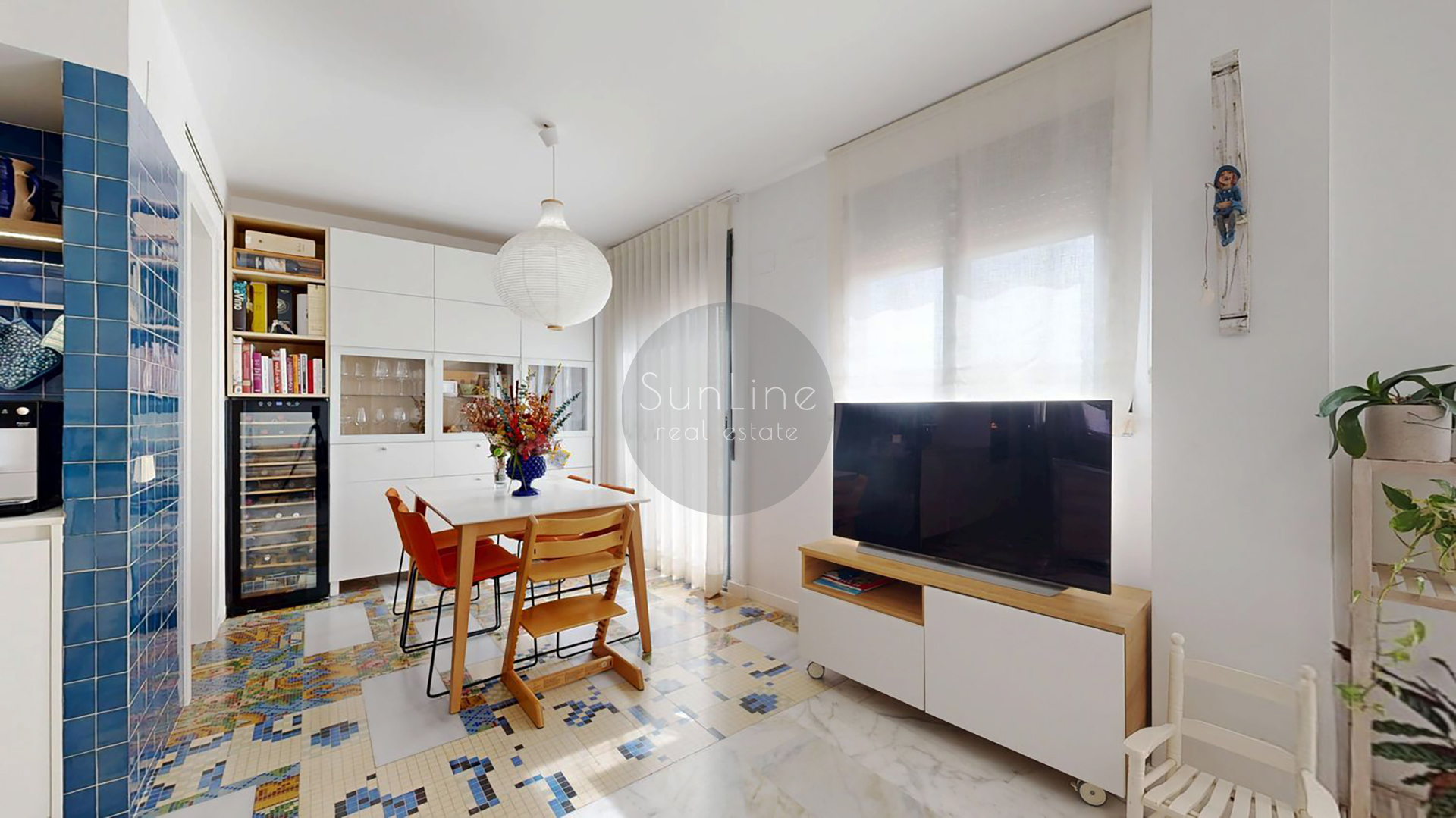 Duplex penthouse near the sea 128 m² with terrace and parking in El Cabanyal