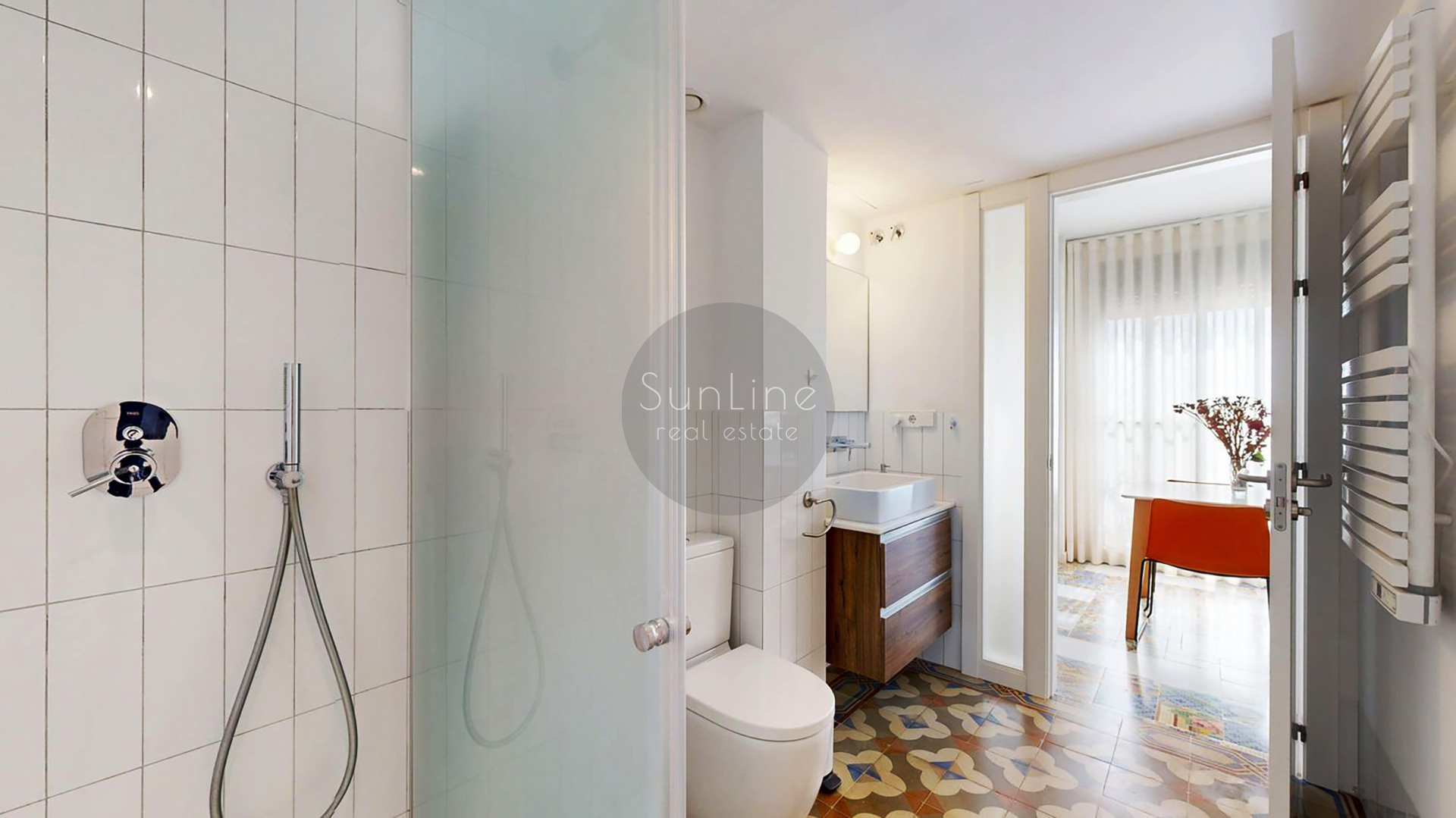 Duplex penthouse near the sea 128 m² with terrace and parking in El Cabanyal