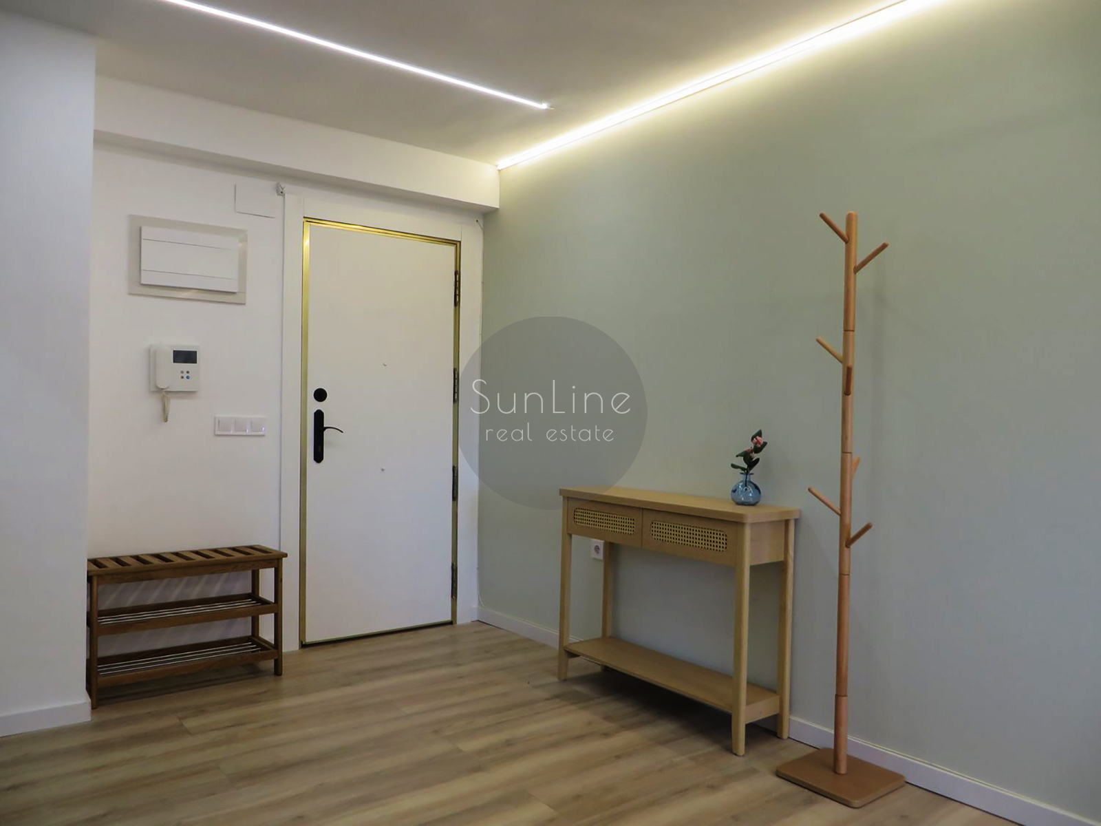Modern furnished apartment near the City of Arts and Sciences