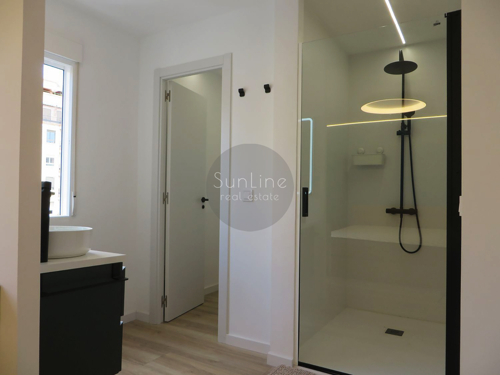 Modern furnished apartment near the City of Arts and Sciences