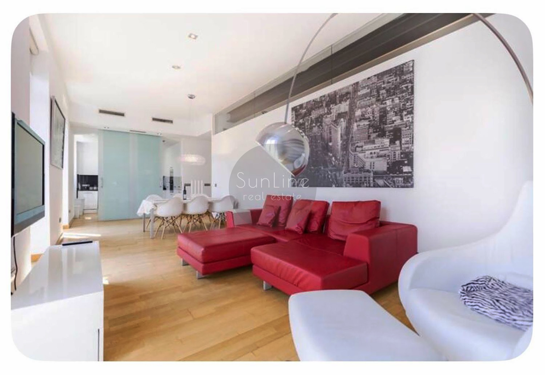 Designer apartment with balcony in the city center of Valencia
