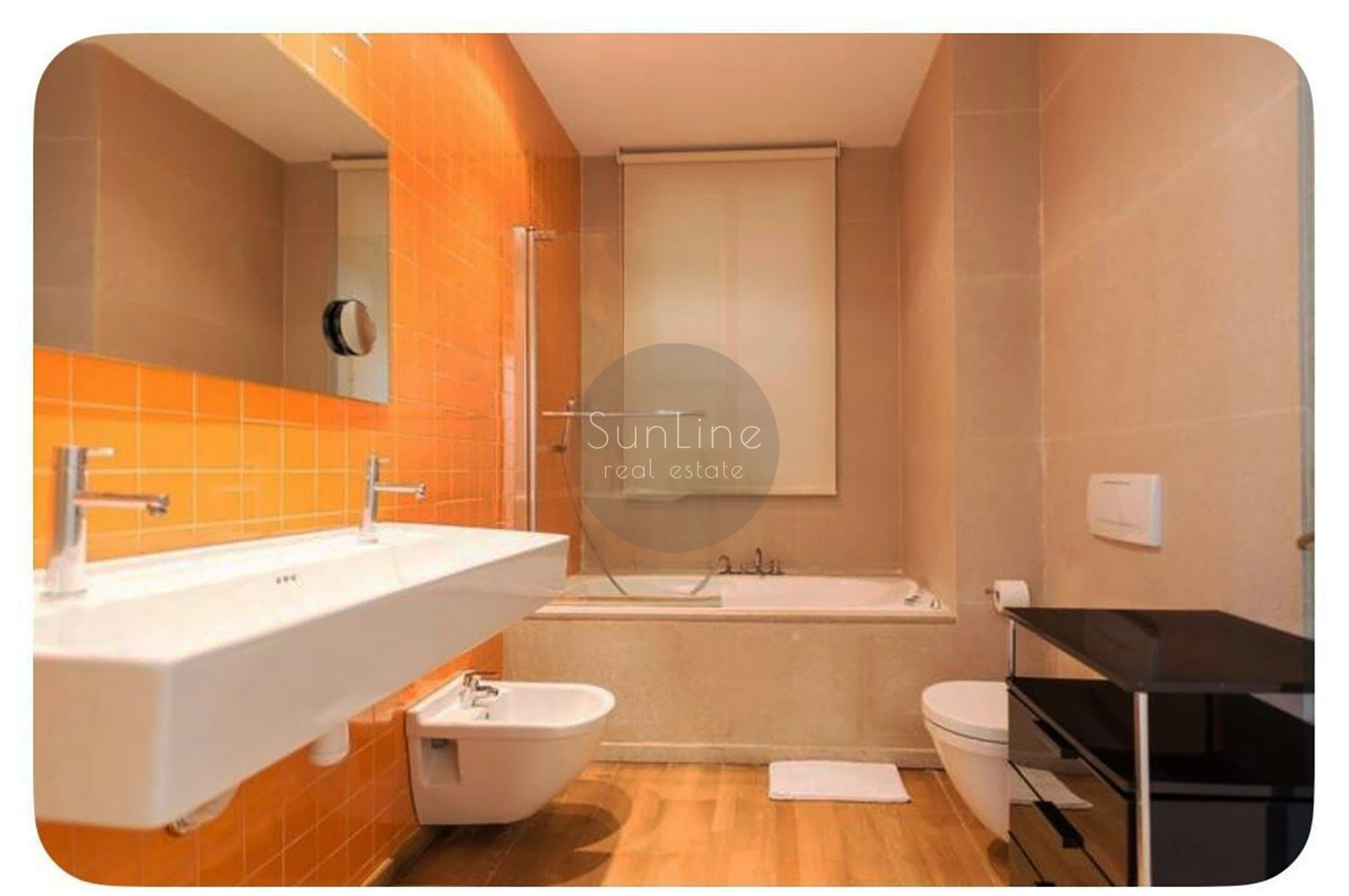 Designer apartment with balcony in the city center of Valencia