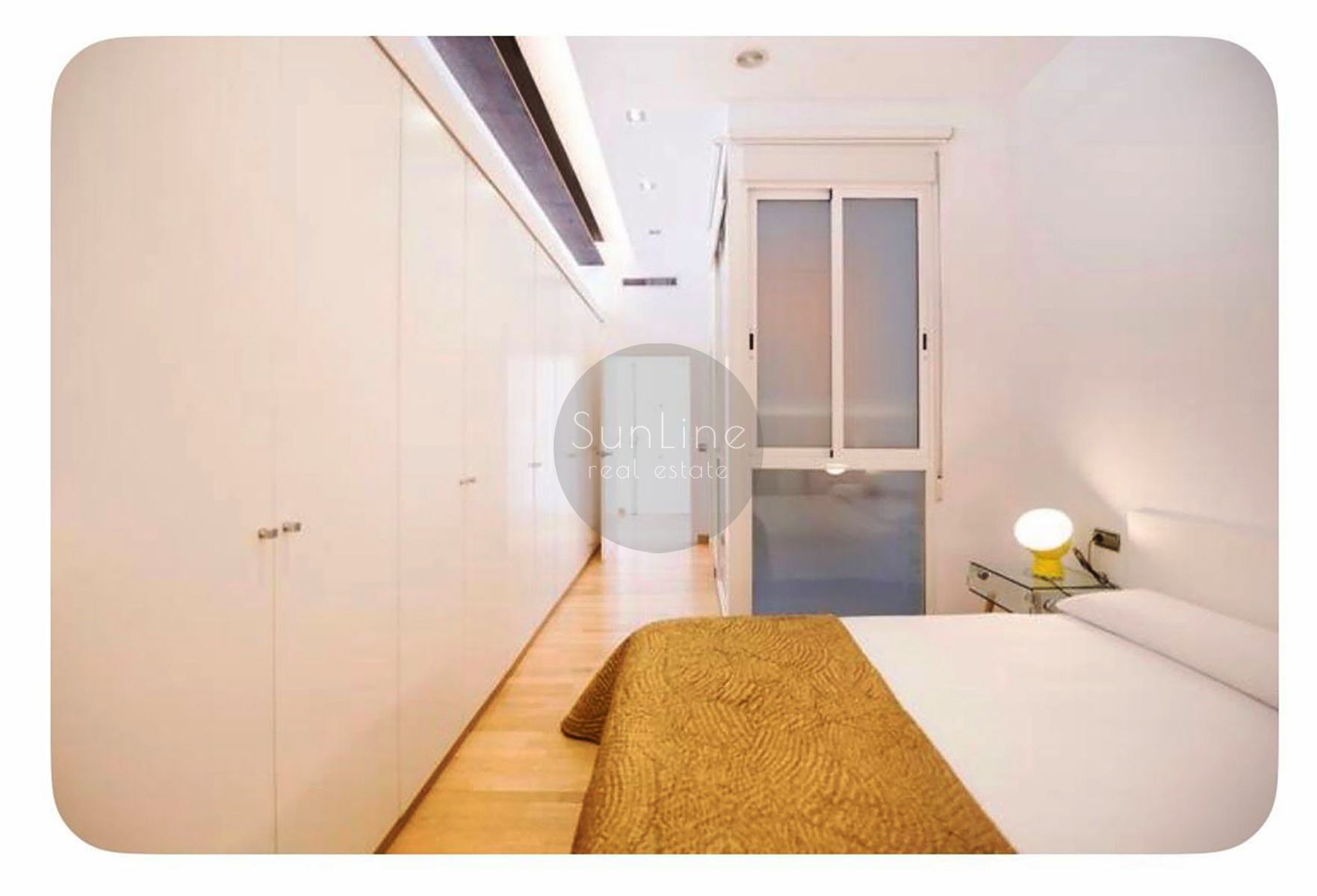 Designer apartment with balcony in the city center of Valencia
