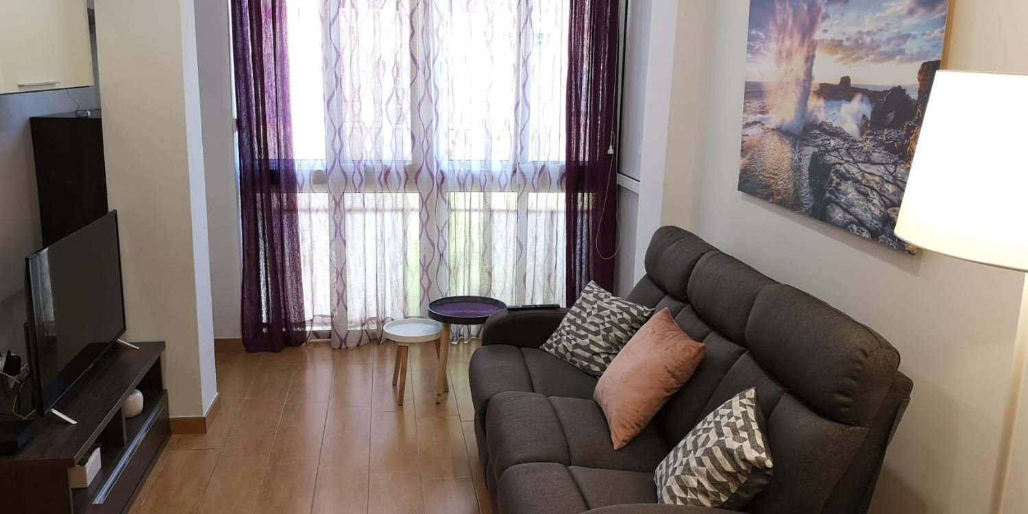 Spacious apartment with balcony and terrace in Mislata