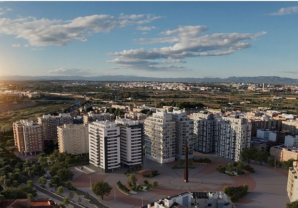 Spacious apartment with balcony and terrace in Mislata