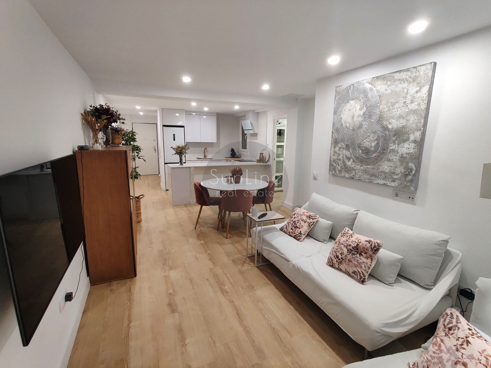 Apartment with 3 bedrooms and inner terrace in Mont-Olivet
