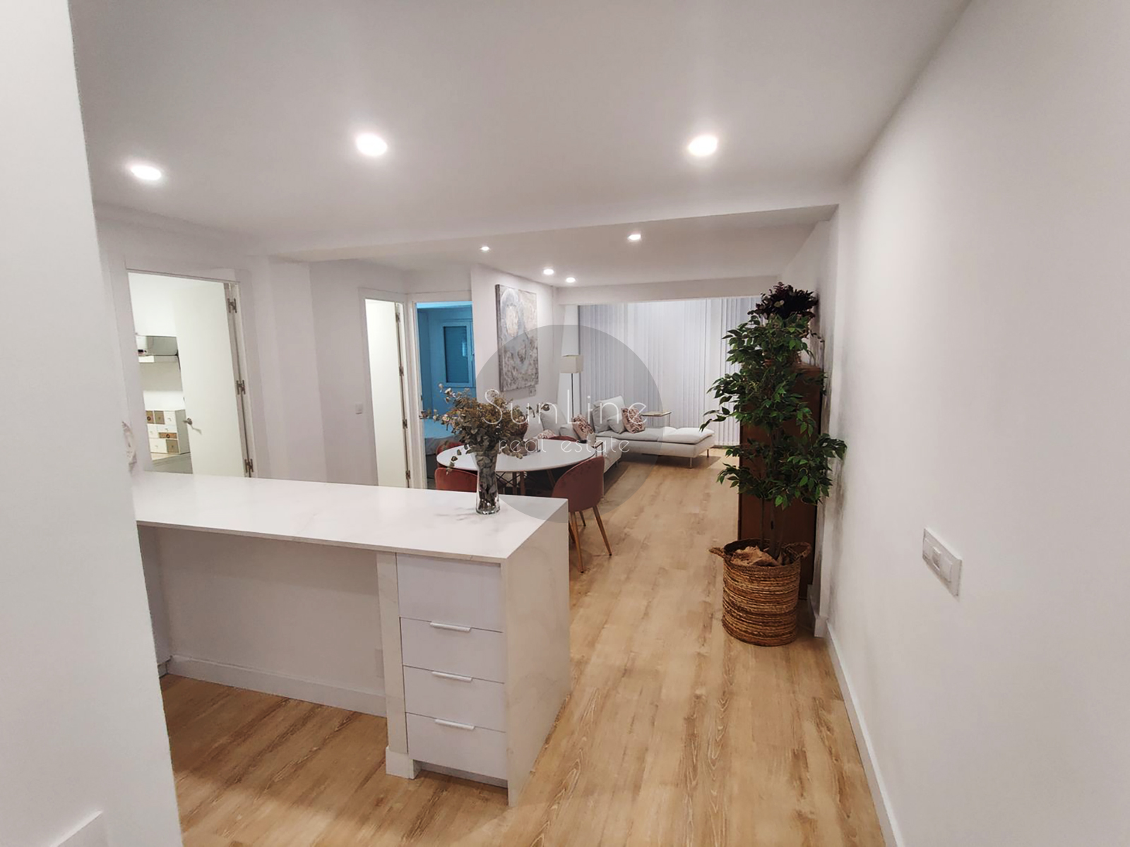 Apartment with 3 bedrooms and inner terrace in Mont-Olivet