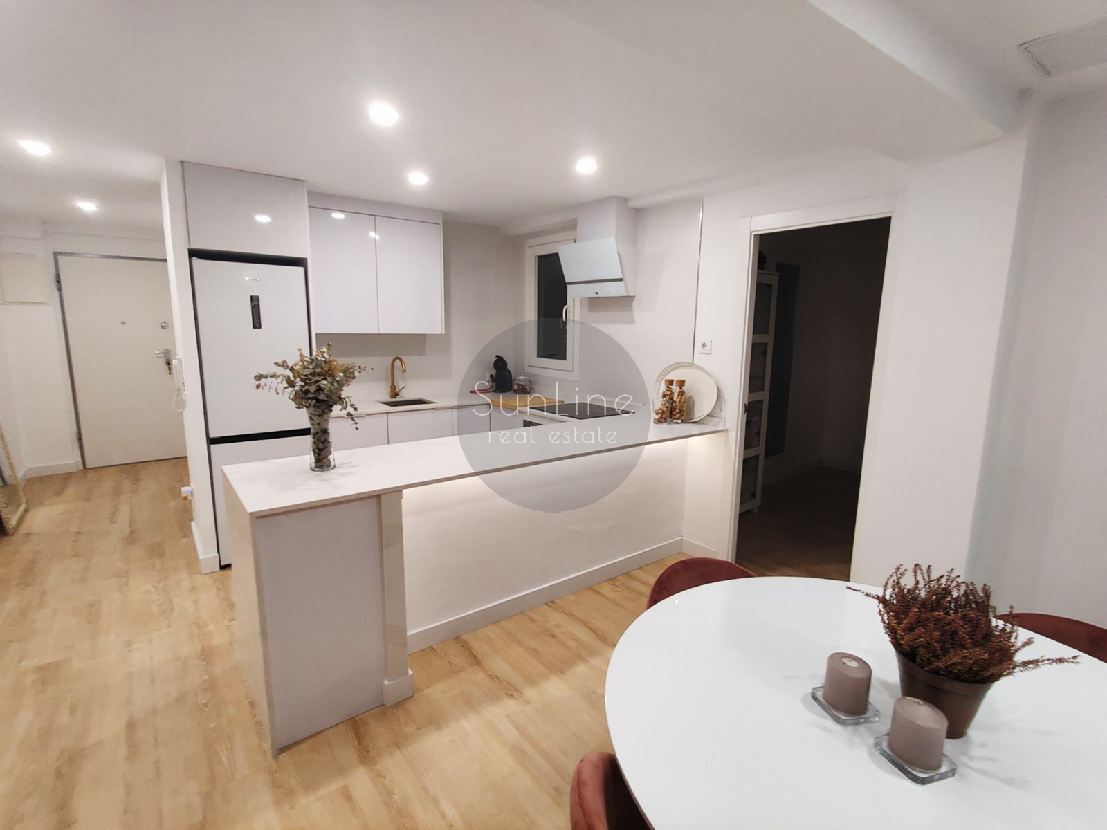 Apartment with 3 bedrooms and inner terrace in Mont-Olivet