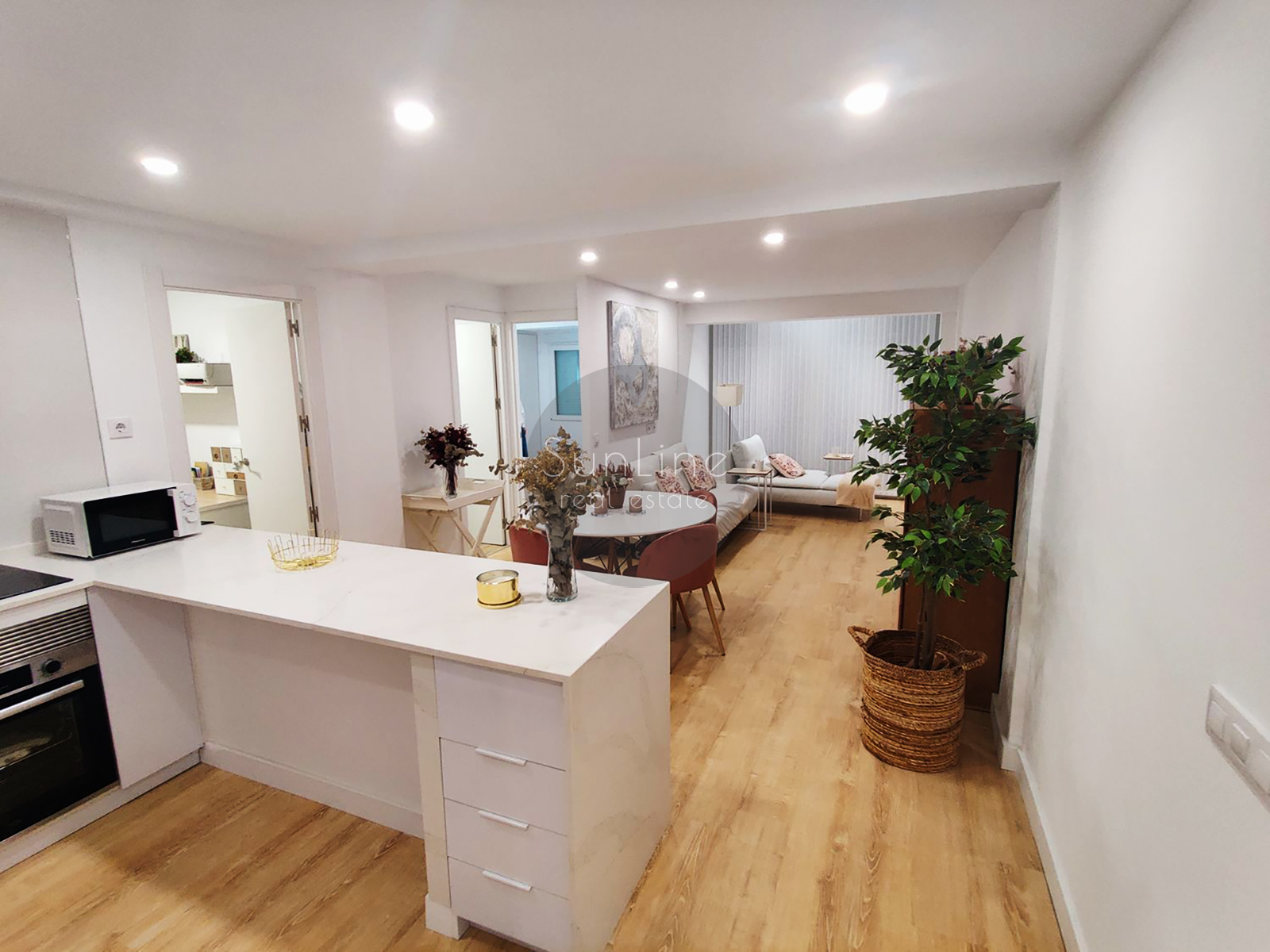 Apartment with 3 bedrooms and inner terrace in Mont-Olivet