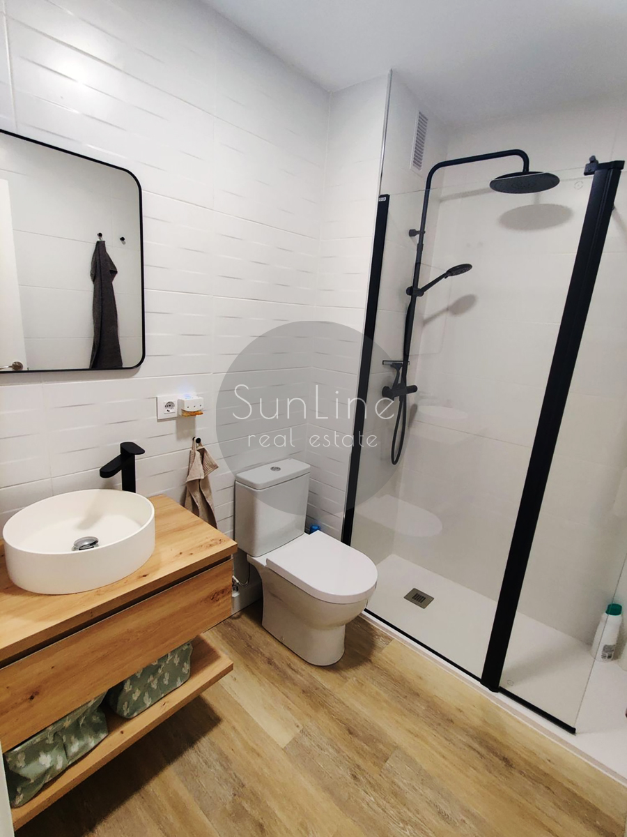 Apartment with 3 bedrooms and inner terrace in Mont-Olivet