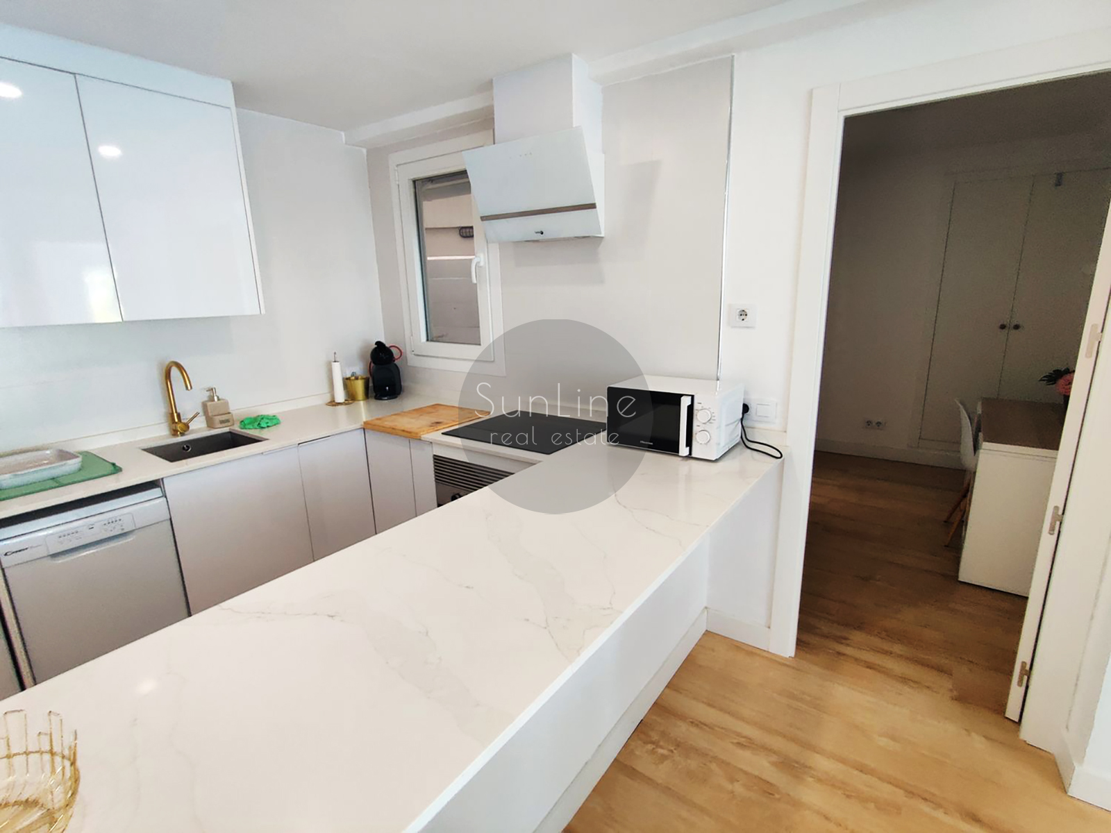 Apartment with 3 bedrooms and inner terrace in Mont-Olivet