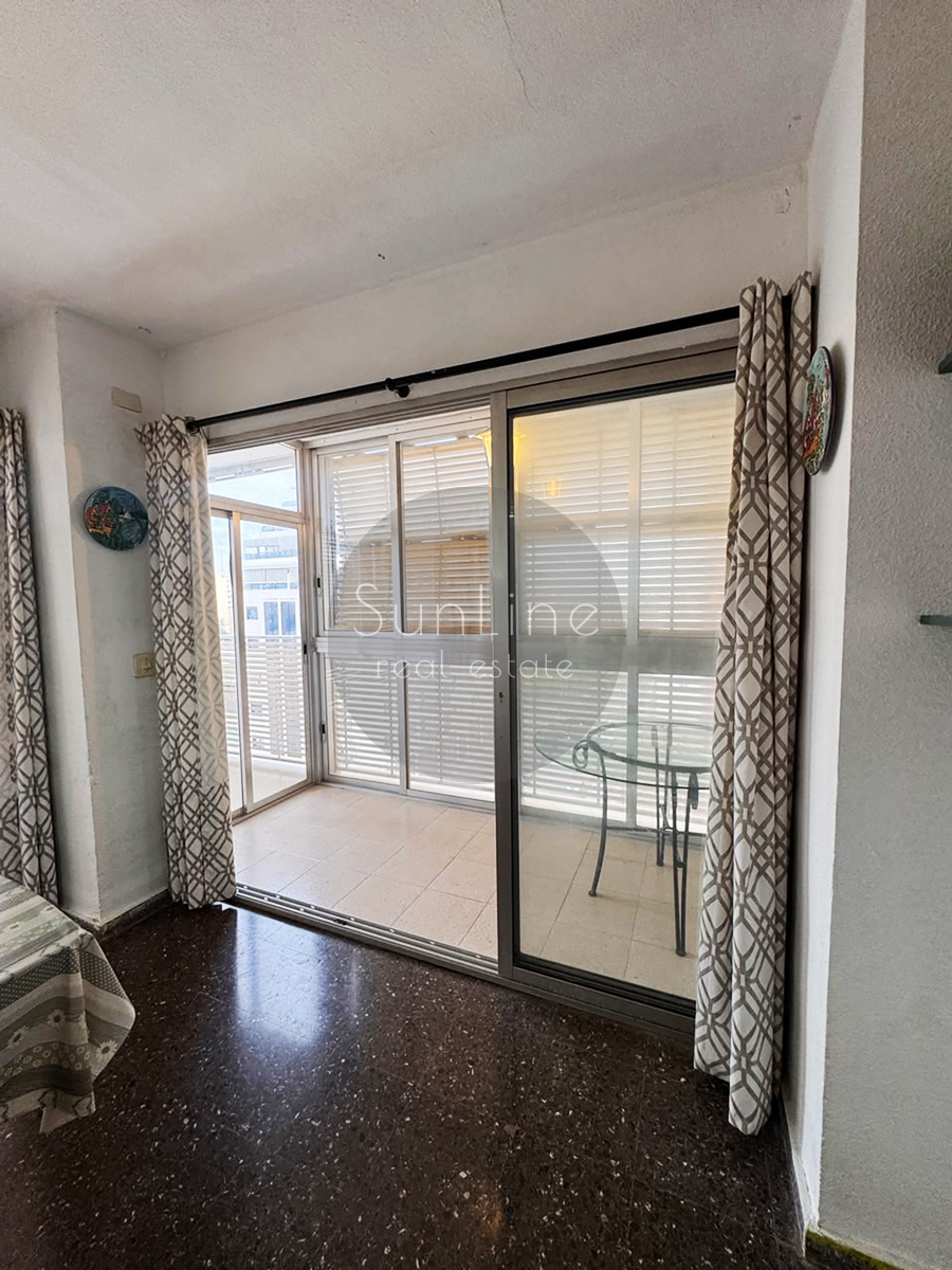 Corner apartment with 3 bedrooms and panoramic view of the Mediterranean