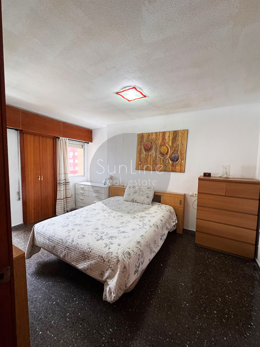 Corner apartment with 3 bedrooms and panoramic view of the Mediterranean