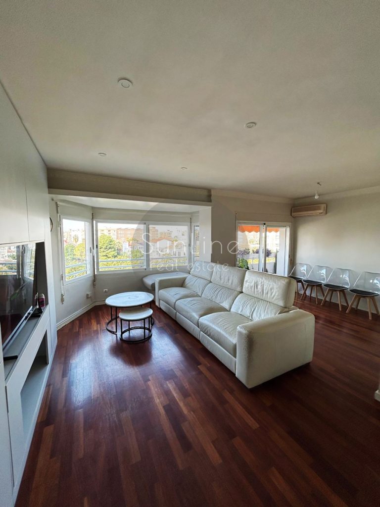 Furnished apartment with 24/7 concierge near the historic center