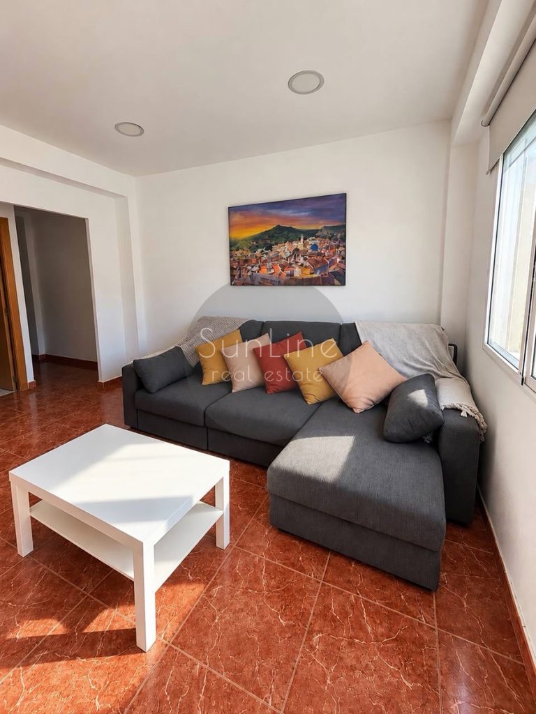Furnished apartment with two air conditioners near Jardín de Ayora