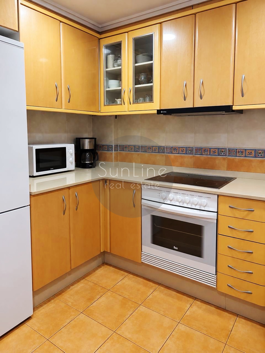 Apartamento amueblado con dos aires acondicionados cerca de Jardín de Ayora