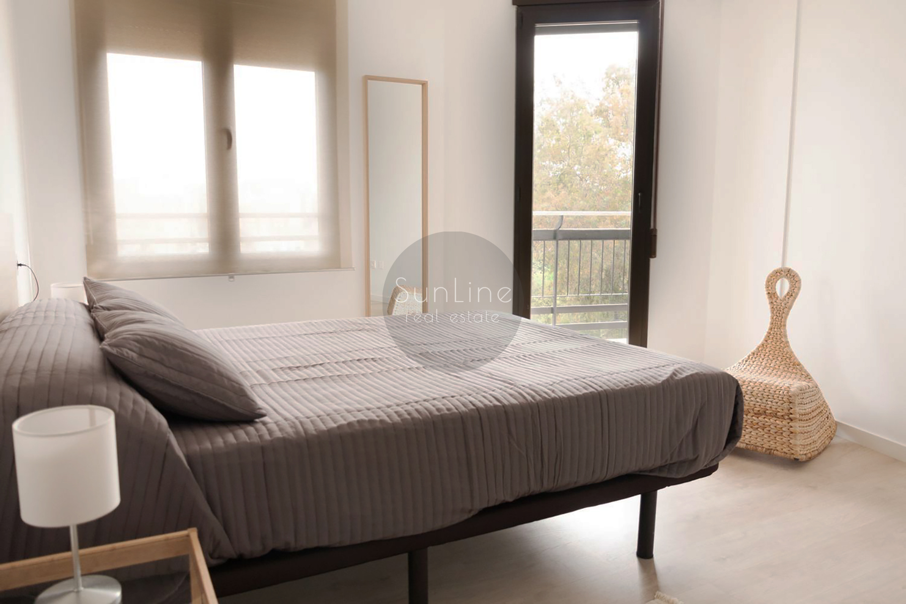 Apartamento con vistas panorámicas a los jardines de Turia en el centro de Valencia